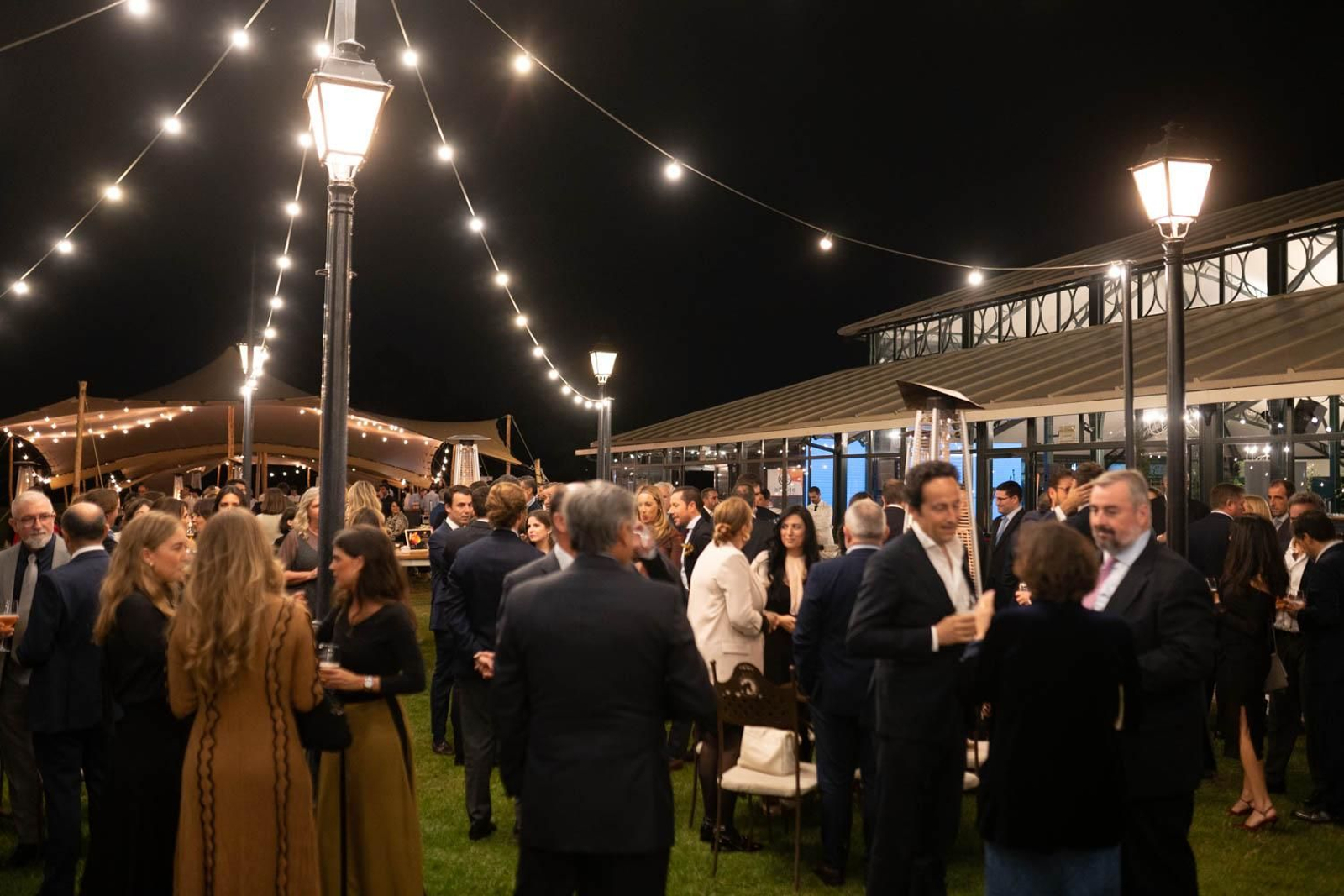 Grupo ABU reúne a casi mil personas en su cena benéfica contra el cáncer