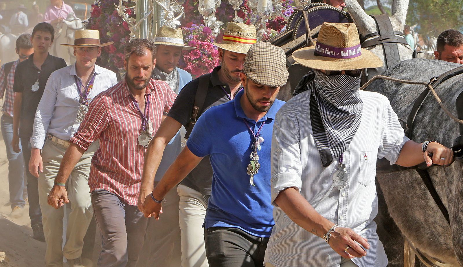 El Jerez rociero venció al calor en un día corto pero intenso en convivencia