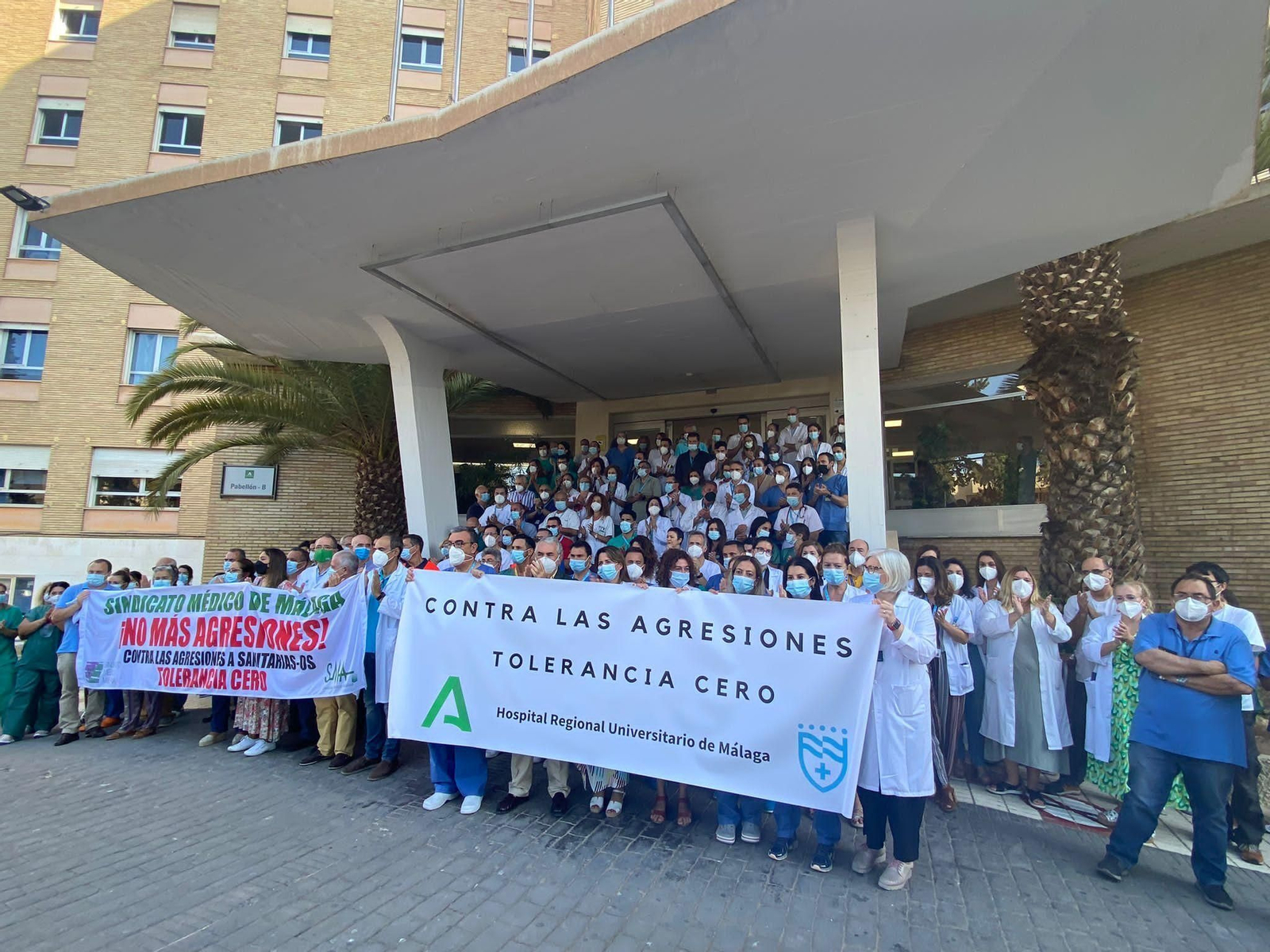 Concentración el viernes ante el Regional de Málaga por la agresión.