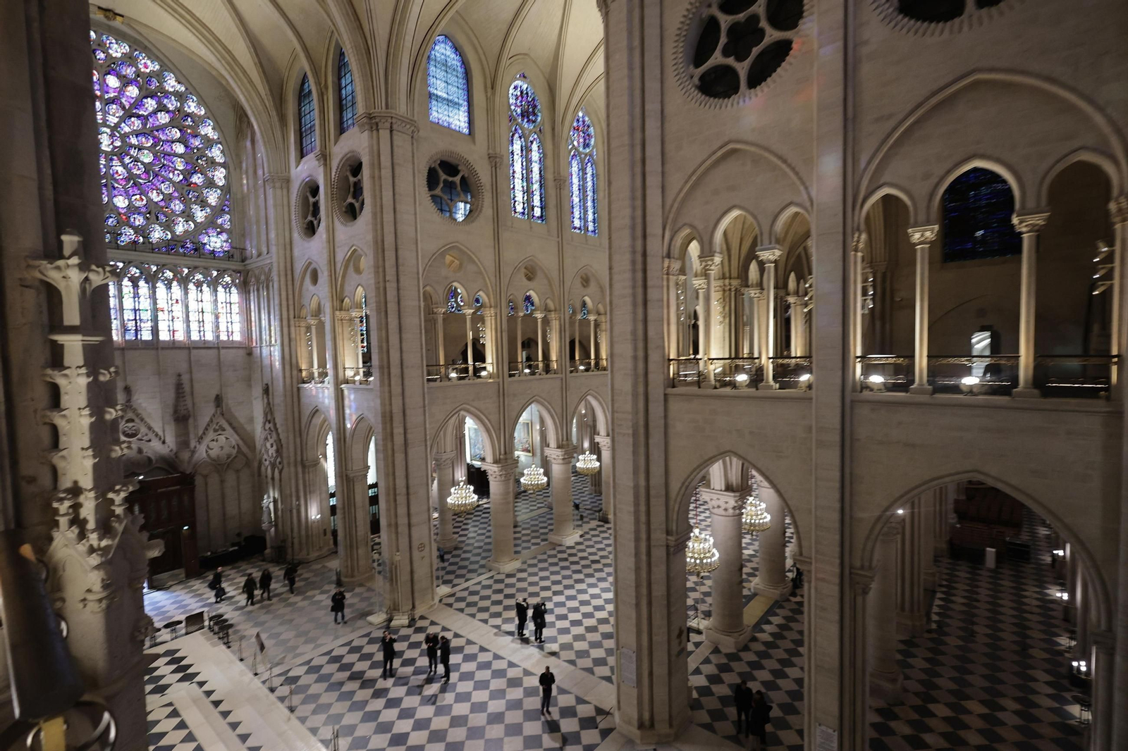 Así es el nuevo interior de Notre Dame tras la restauración Así es el nuevo interior de Notre Dame tras la restauración
