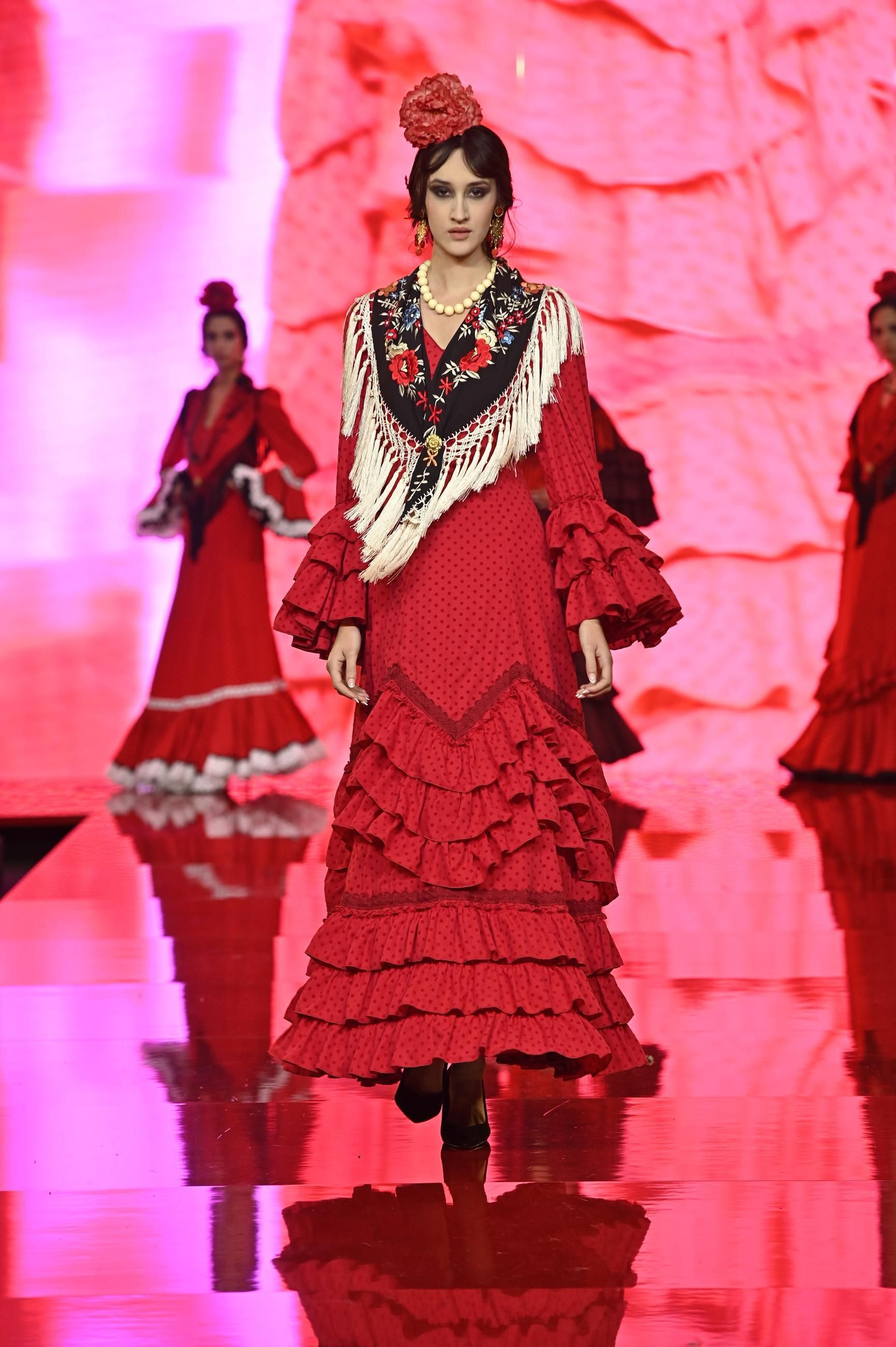 Huelva Flamenca 2025: Desfile de Olaje