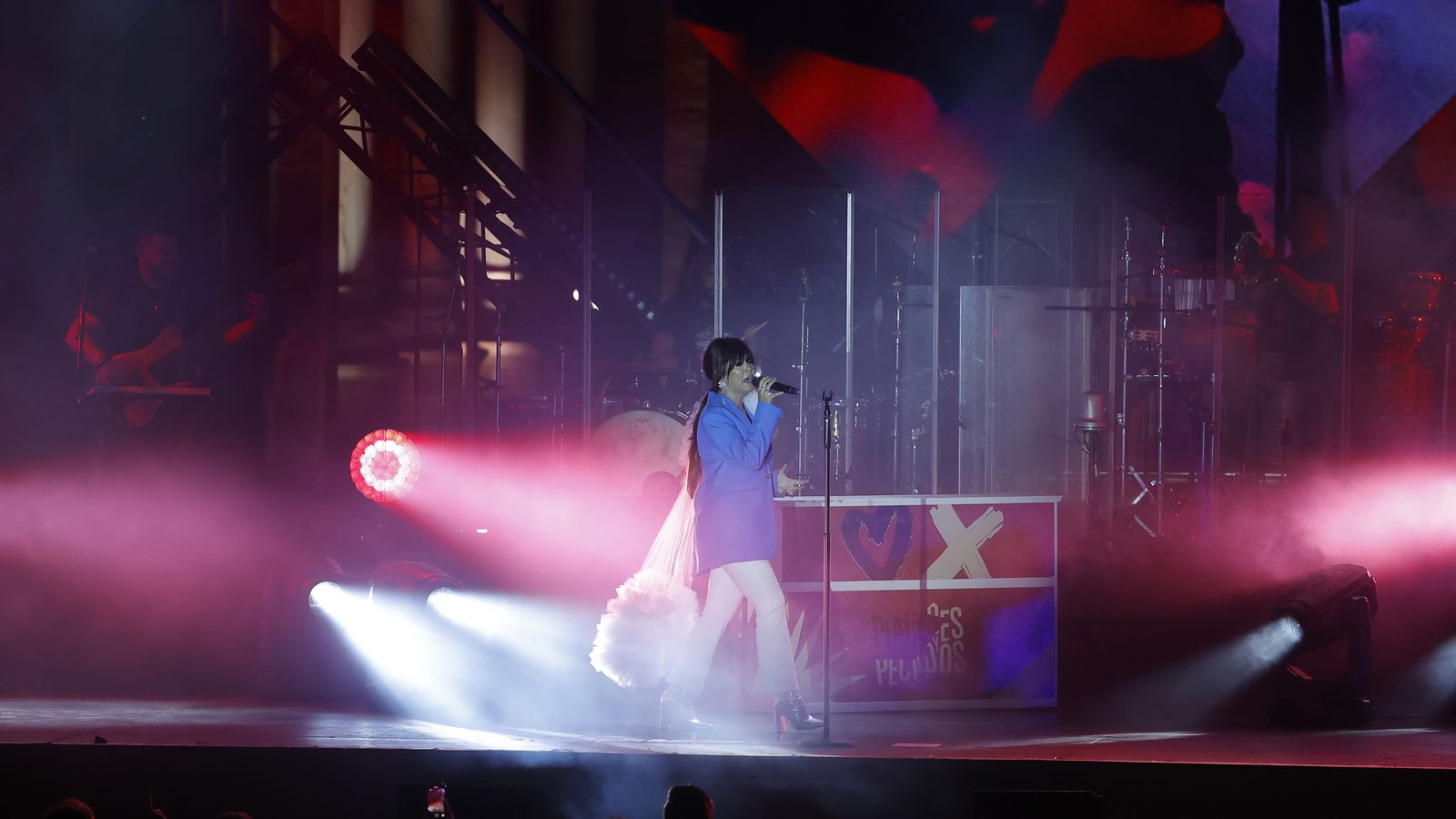 Más de 70.000 personas se congregaron en la Plaza de España.