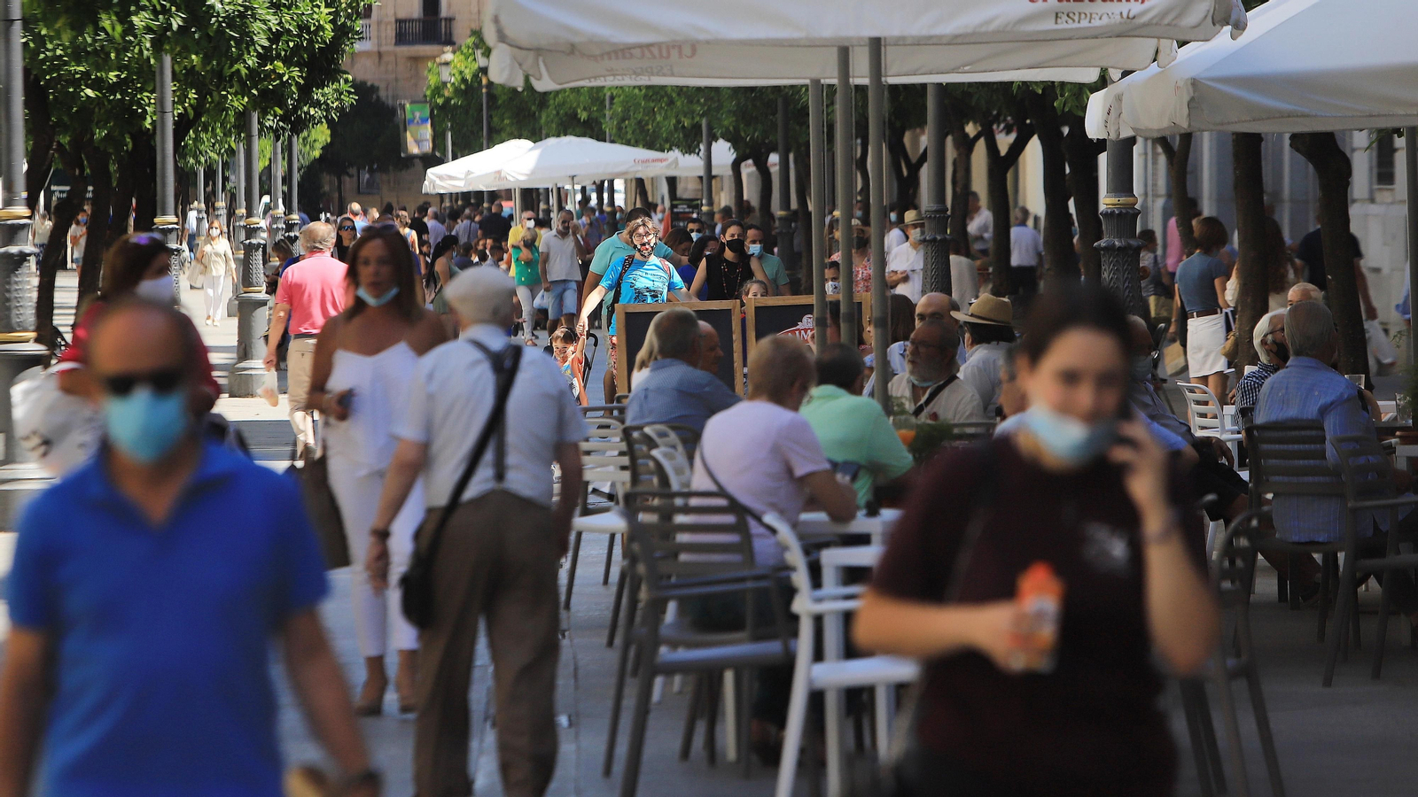 Imagen de ambiente de la calle Larga.