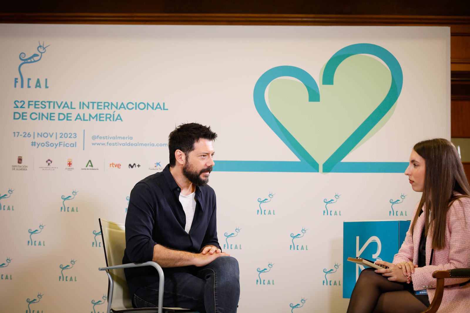 Imágenes en el paseo de la fama de Álvaro Morte