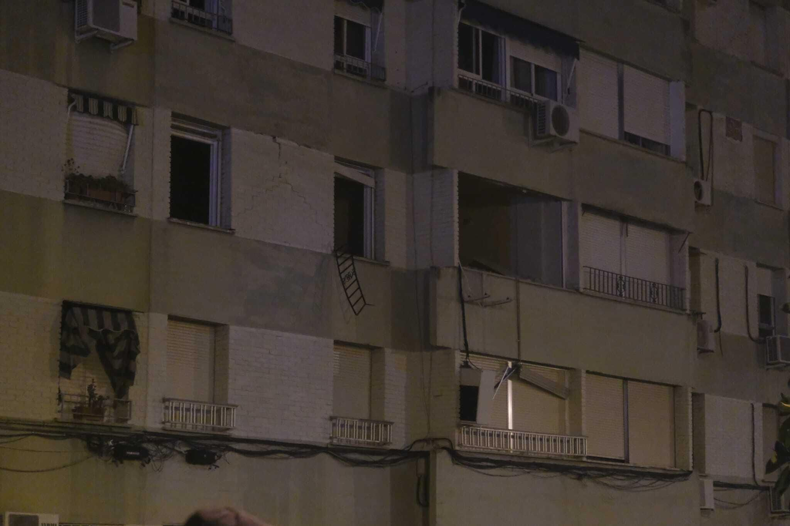 La explosión de gas en el Parque Figueroa en Córdoba, en imágenes