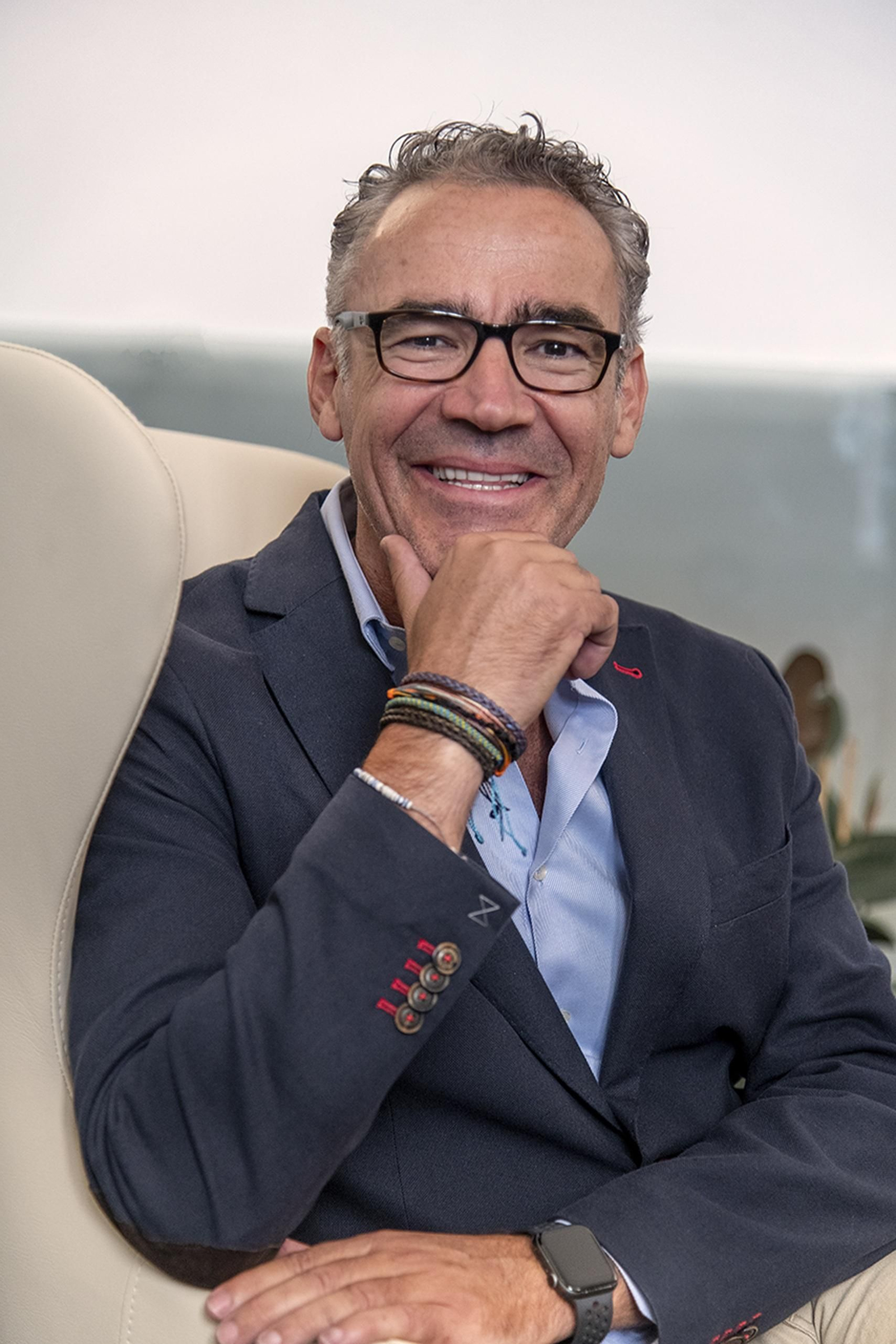 El estudio ha sido coordinado por Bruno González-Zorn, microbiólogo de la Universidad Complutense de Madrid.