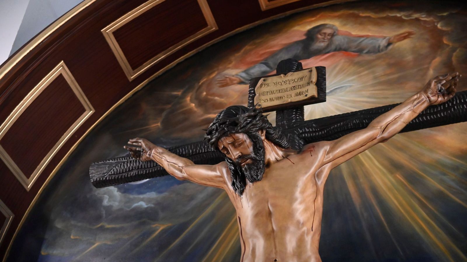 El Cristo de la Confianza, en su parroquia.