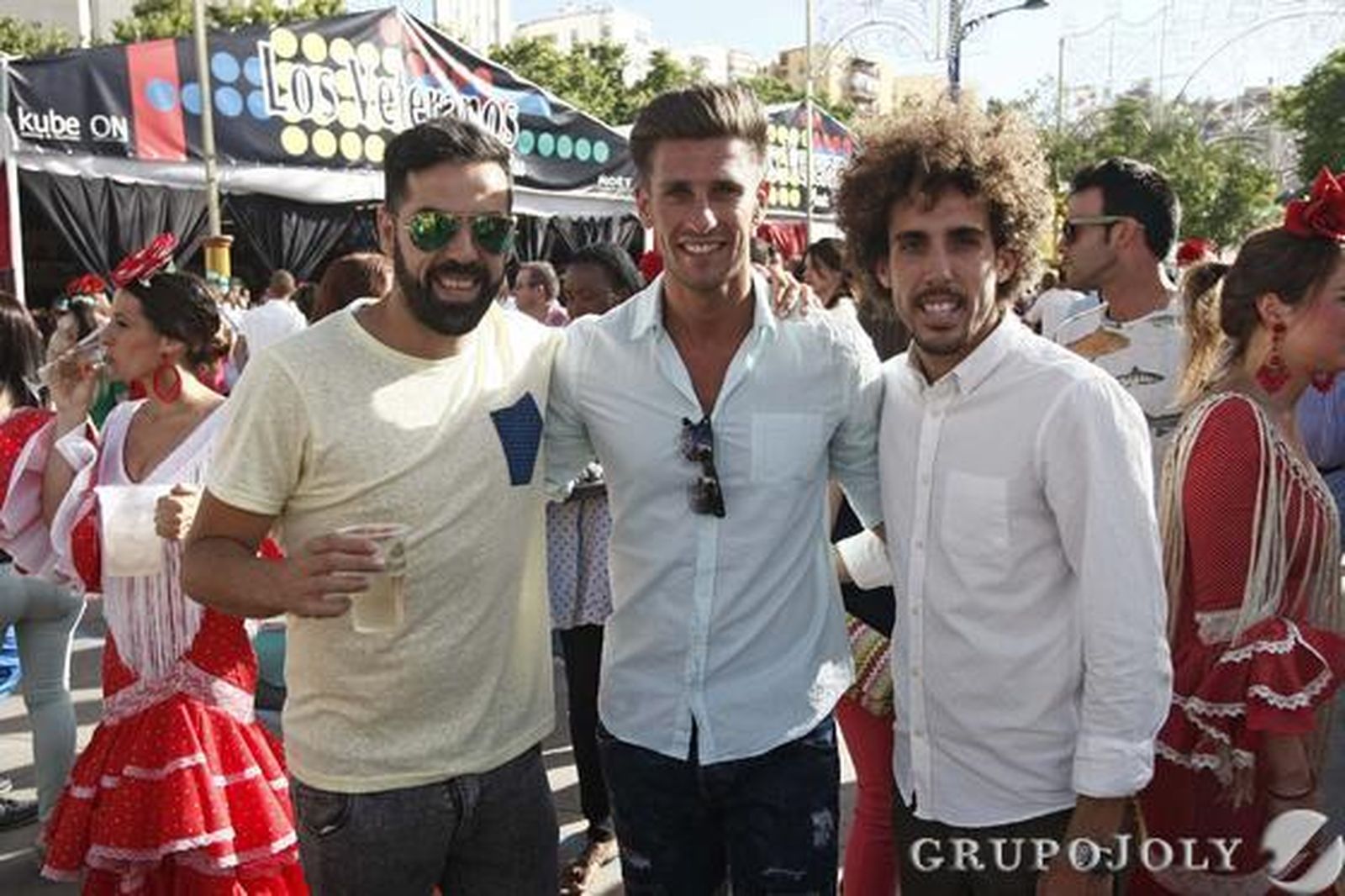 La Feria reúne a miles de personas en su jornada más esperada y en un año en el que se recuerda a Paco de Lucía

Foto: Erasmo Fenoy
