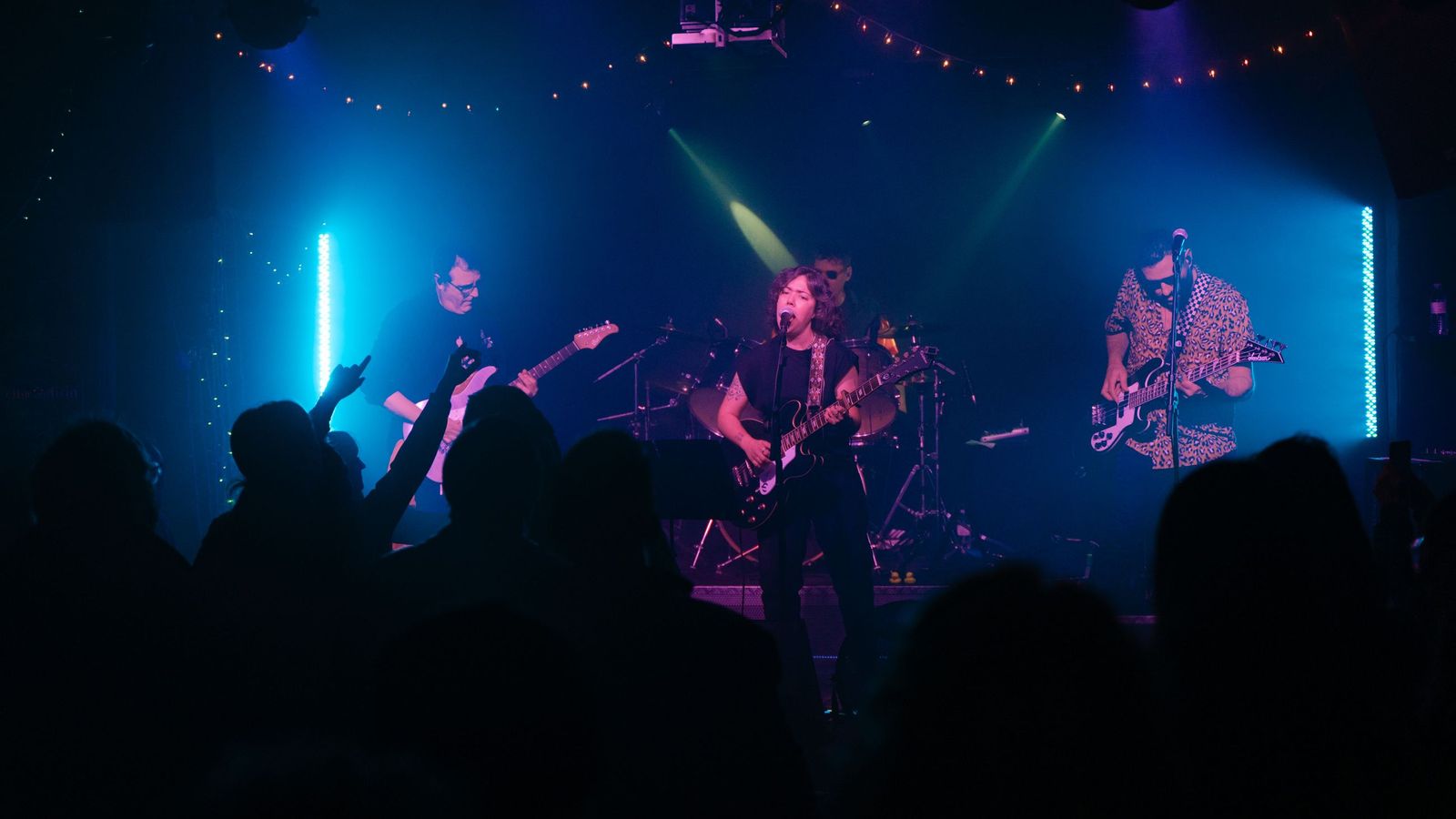 Un momento de un espectáculo ofrecido por la banda.