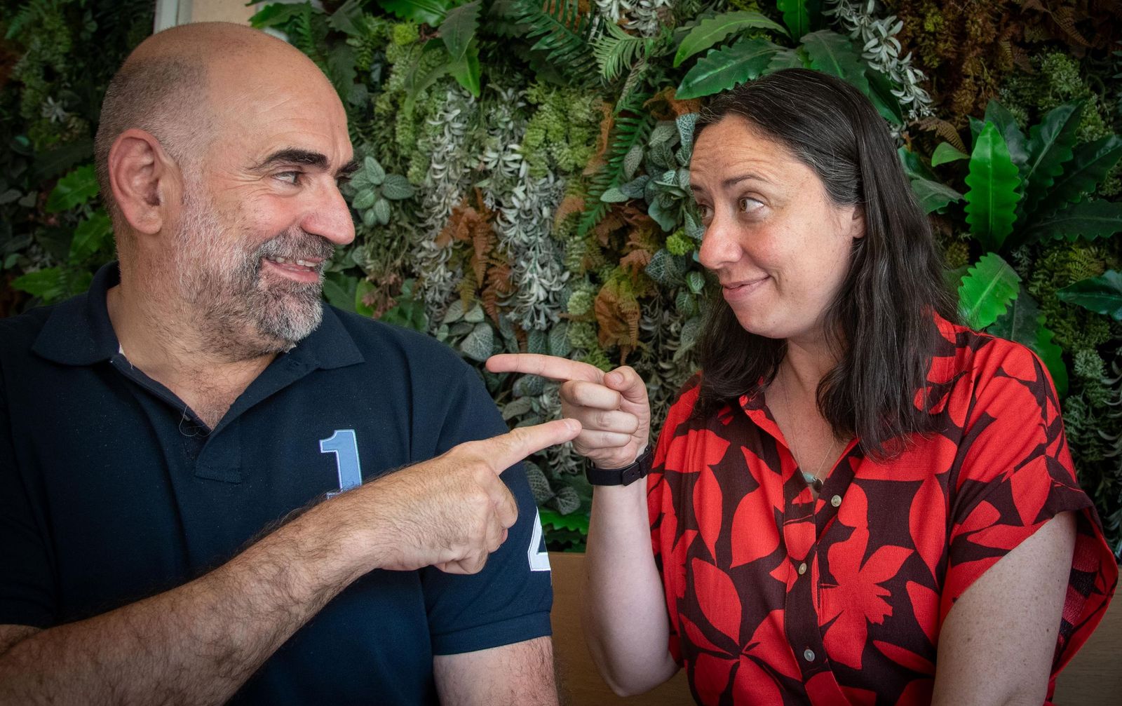 Los guionistas y escritores ﻿Javier Holgado y Susana López Rubio.