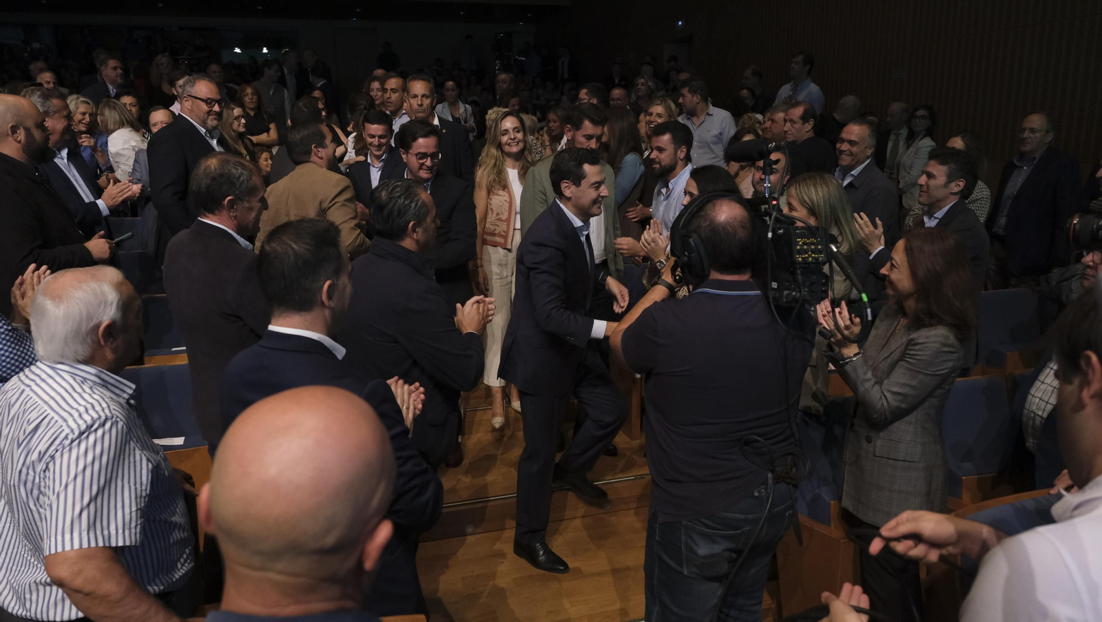 Las imágenes del 'Foro, Agricultura, Agua y Futuro en Andalucía' organizado por el PP