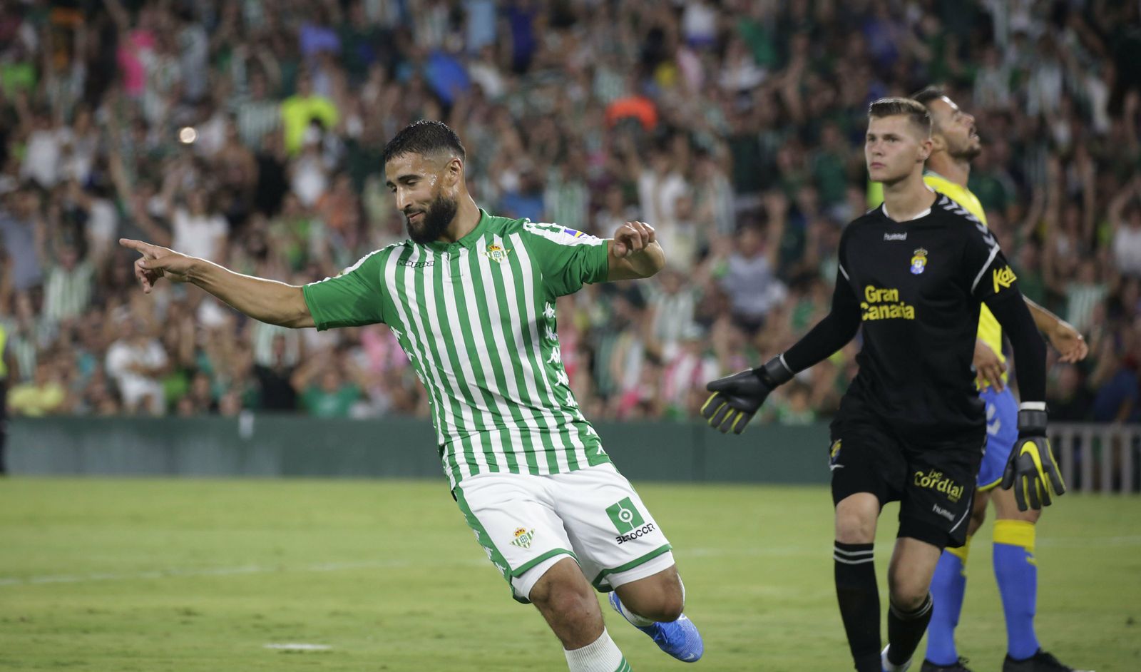 Las imágenes del Betis-Las Palmas homenaje a Rubén Castro