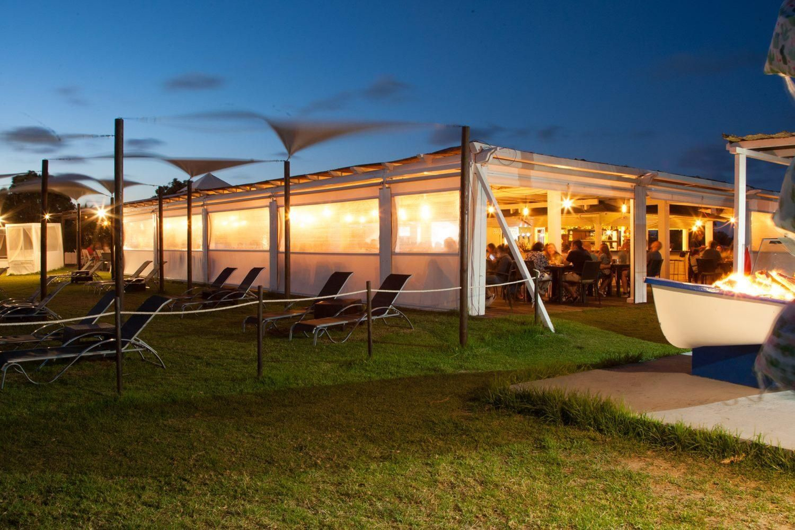 Kanguro Chiringuito & Beach Club