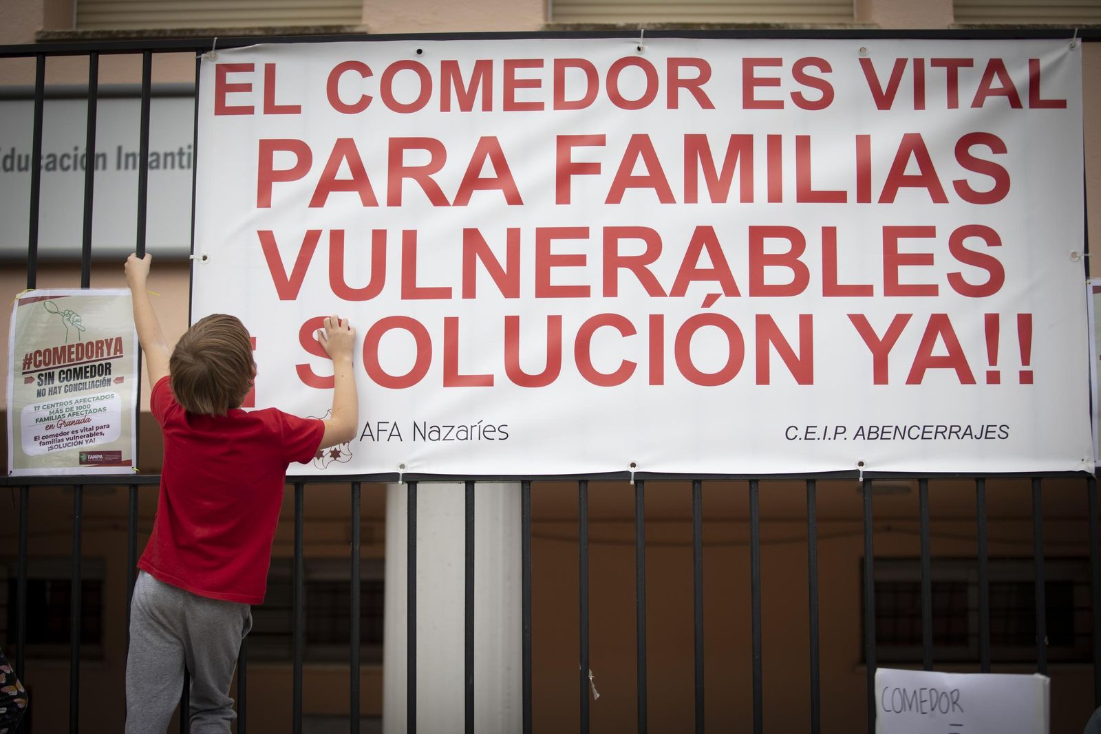 Protesta en uno de los comedores que se quedaron sin servicio de menús en septiembre.
