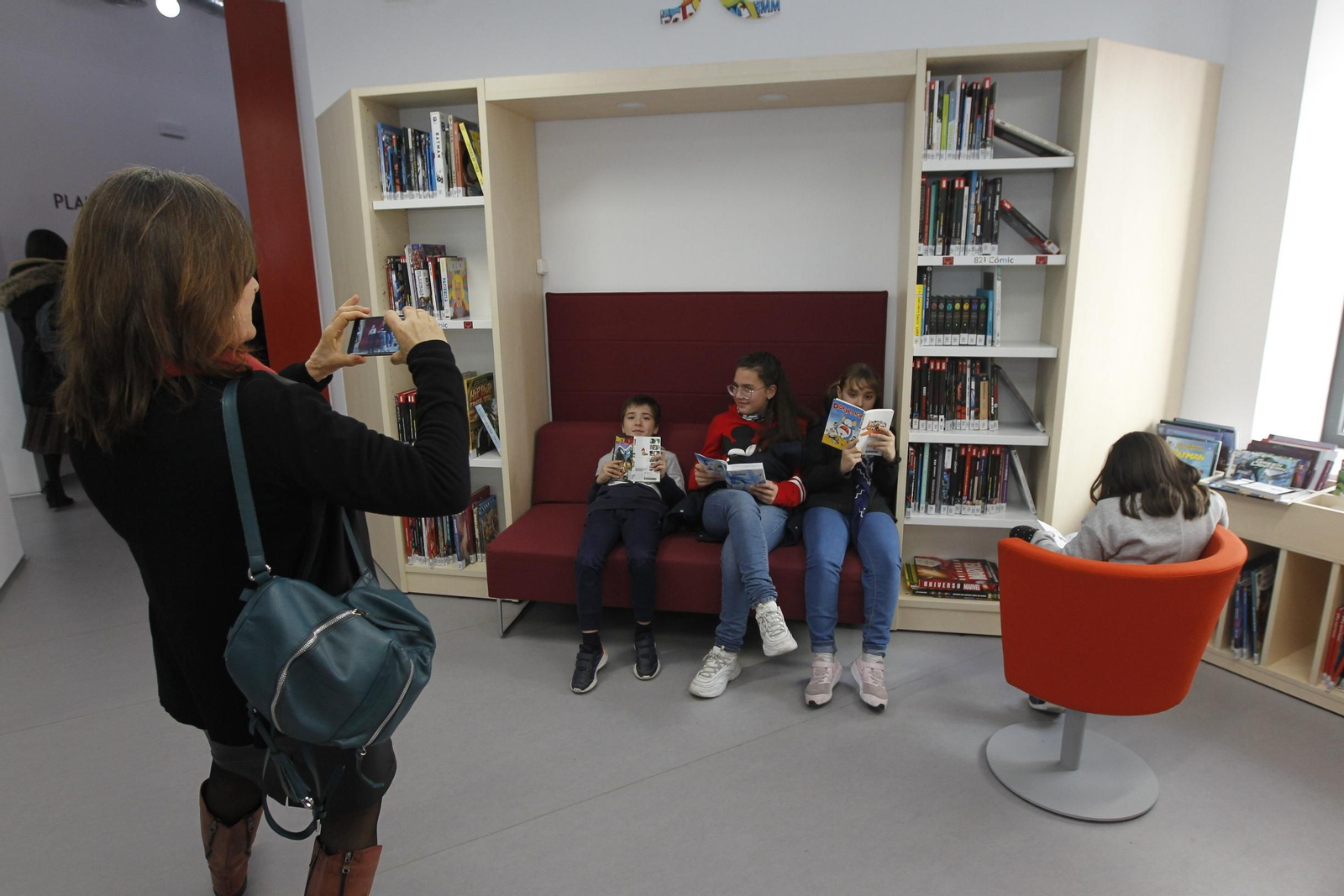 Fotogalería inauguración Biblioteca Central Municipal José María Artero. Almería