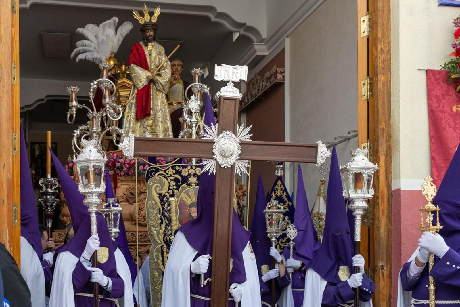 Los jiennenses arropan a las tres cofradías de la tarde en un Domingo de Ramos más caluroso de lo esperado (I)