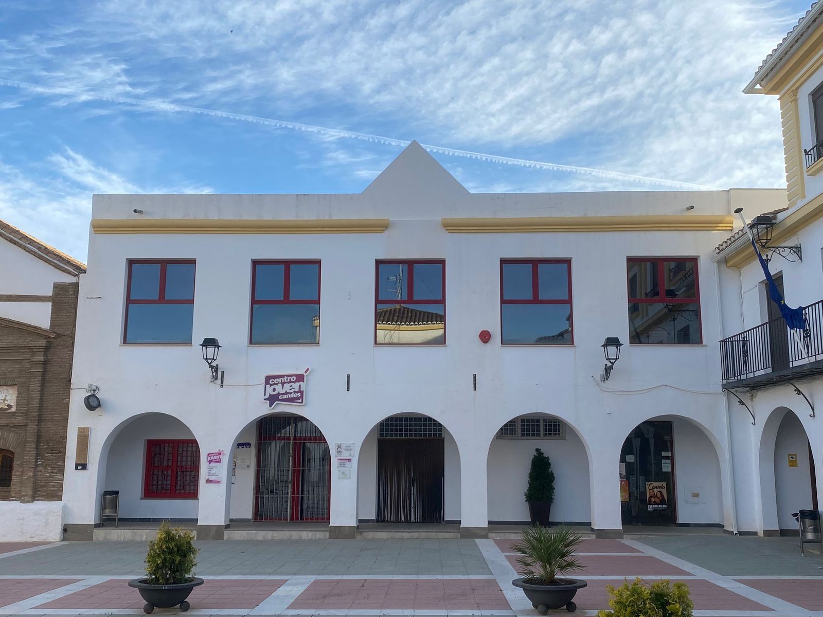 El PSOE de Caniles urge a la alcaldesa la apertura de la biblioteca municipal tras dos años de cierre