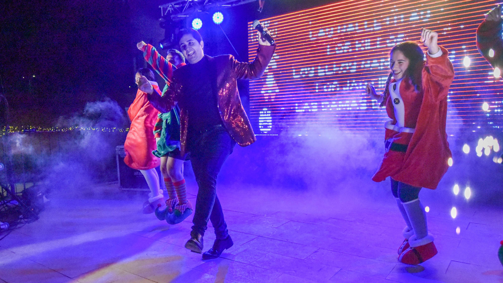 La yincana solidaria 'A por el gordo' en La Línea, en imágenes