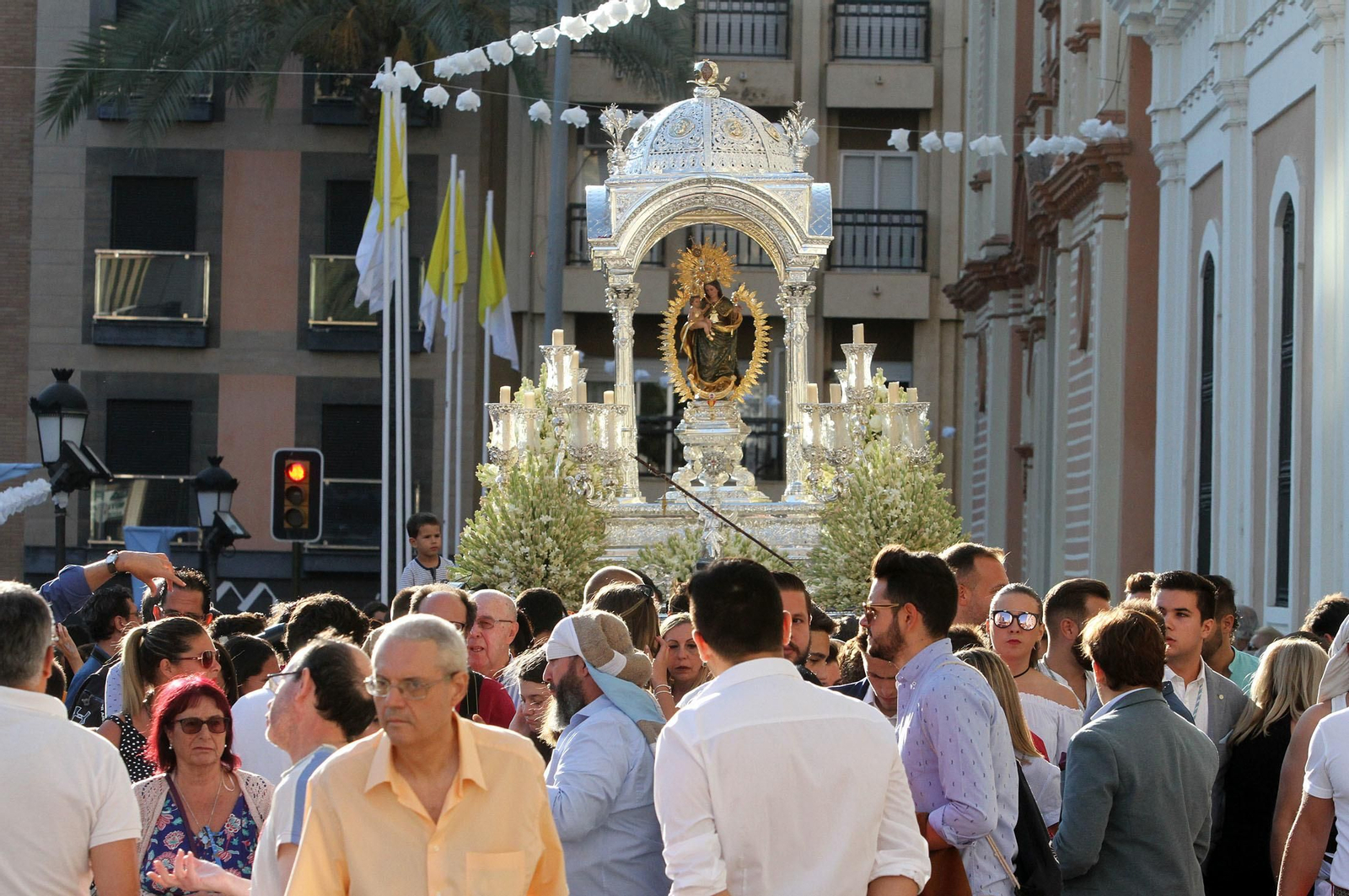 Imágenes del traslado de la Virgen de la Cinta desde la catedral hasta su santuario