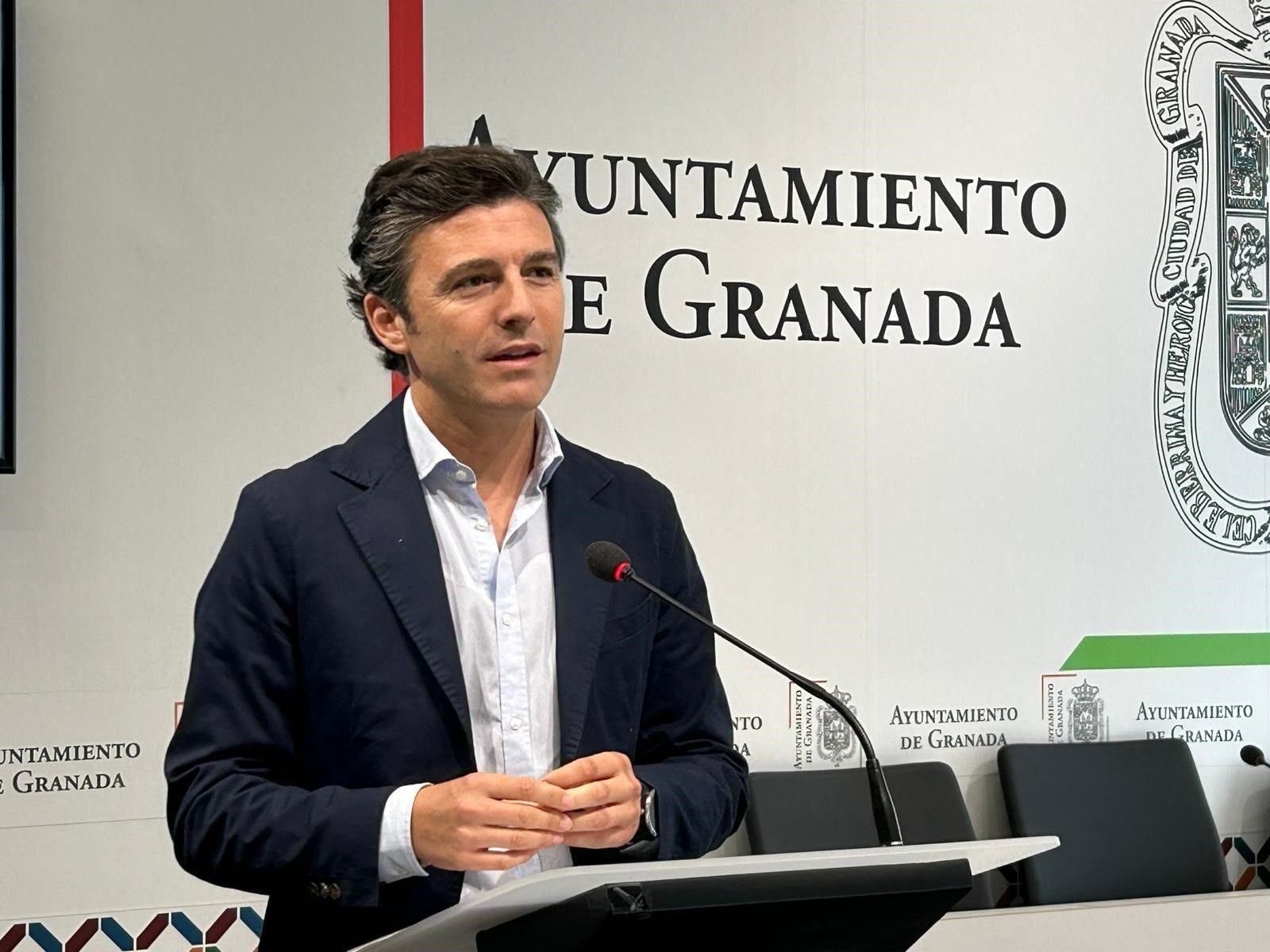 El portavoz del equipo de gobierno local de Granada, Jorge  Saavedra