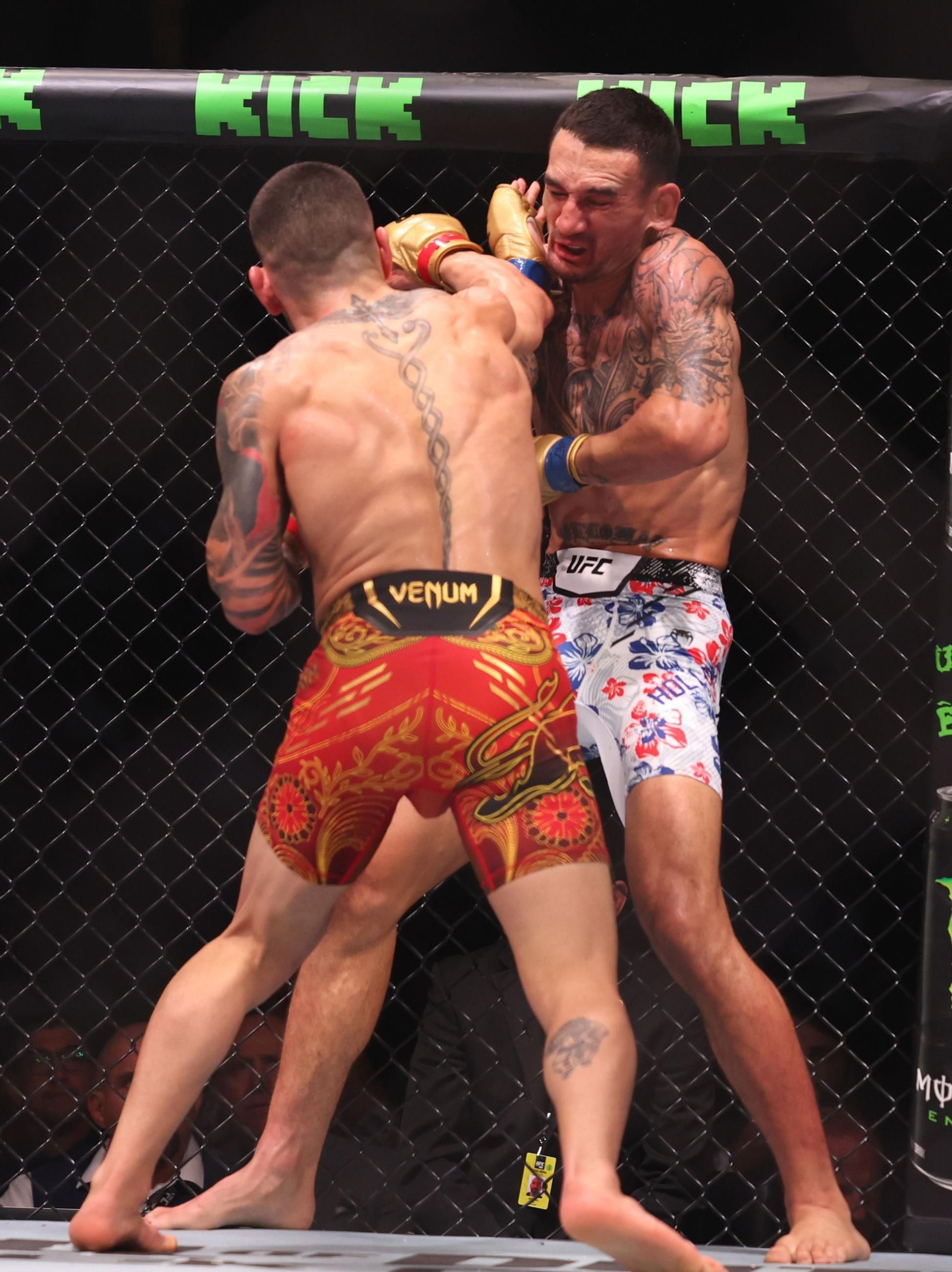 Las fotos de Topuria - Holloway