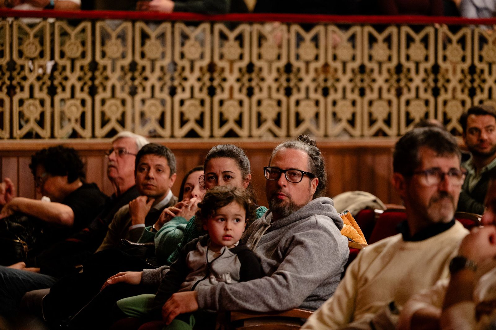 Búscate entre las mejores imágenes de la sexta sesión de cuartos de final del COAC 2026