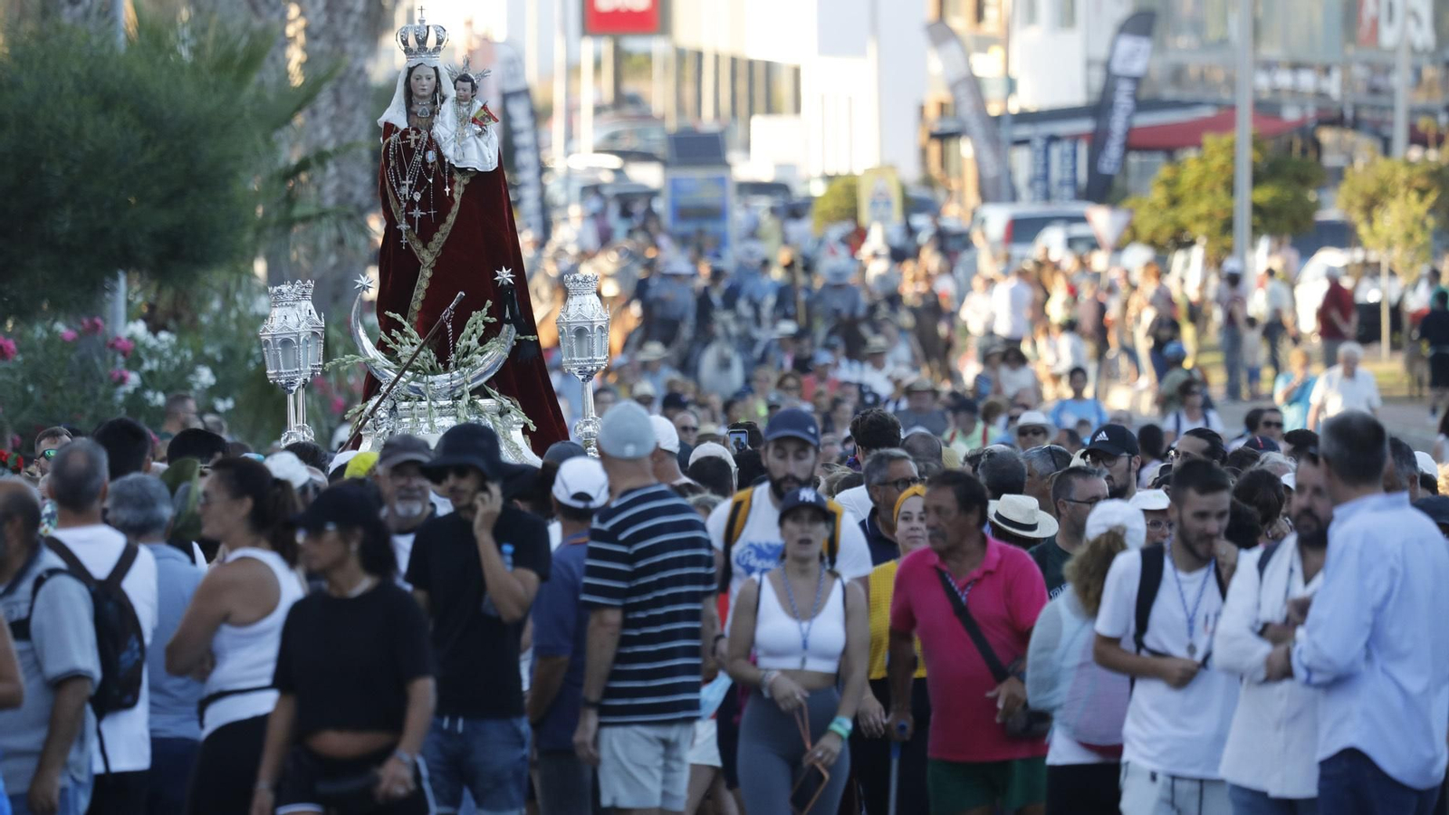 Las fotos de la llegada de la Virgen de la Luz a Tarifa