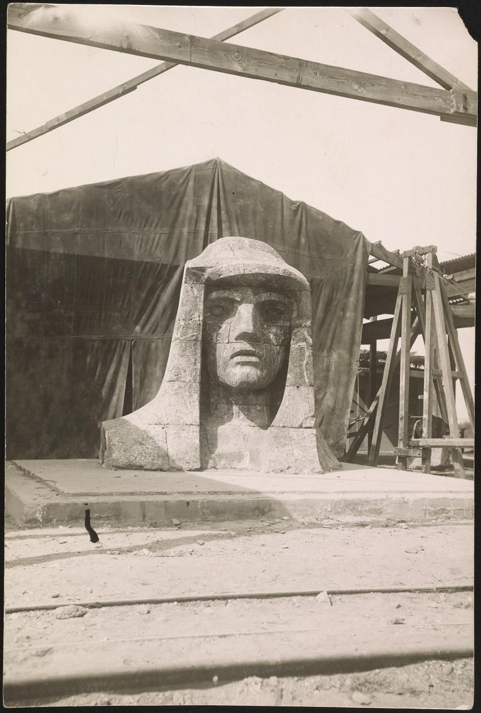 El Monumento a Colón en el Smithsonian de Nueva York