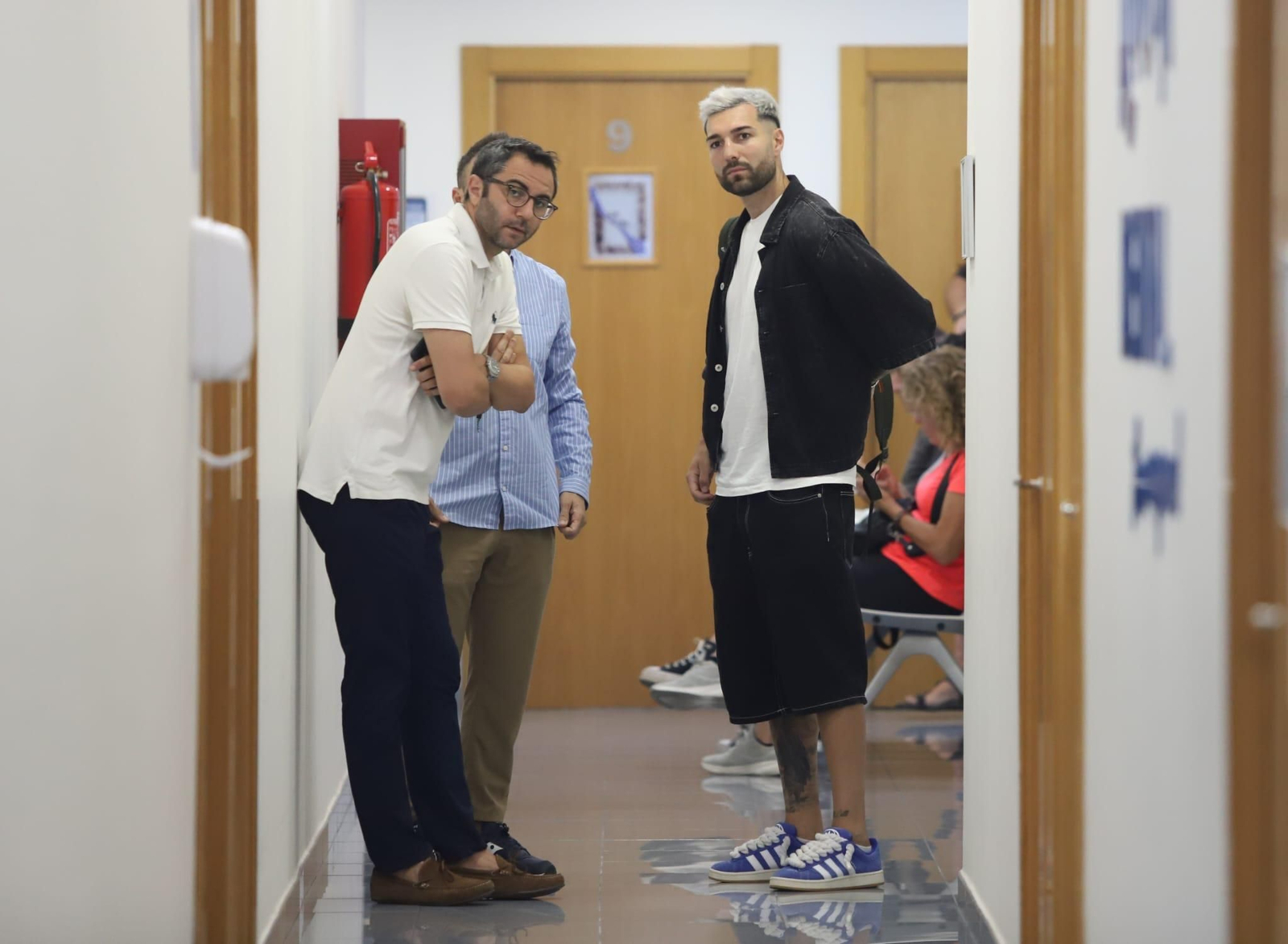 Las fotos de Álex Pastor, primer fichaje del Málaga, en La Rosaleda