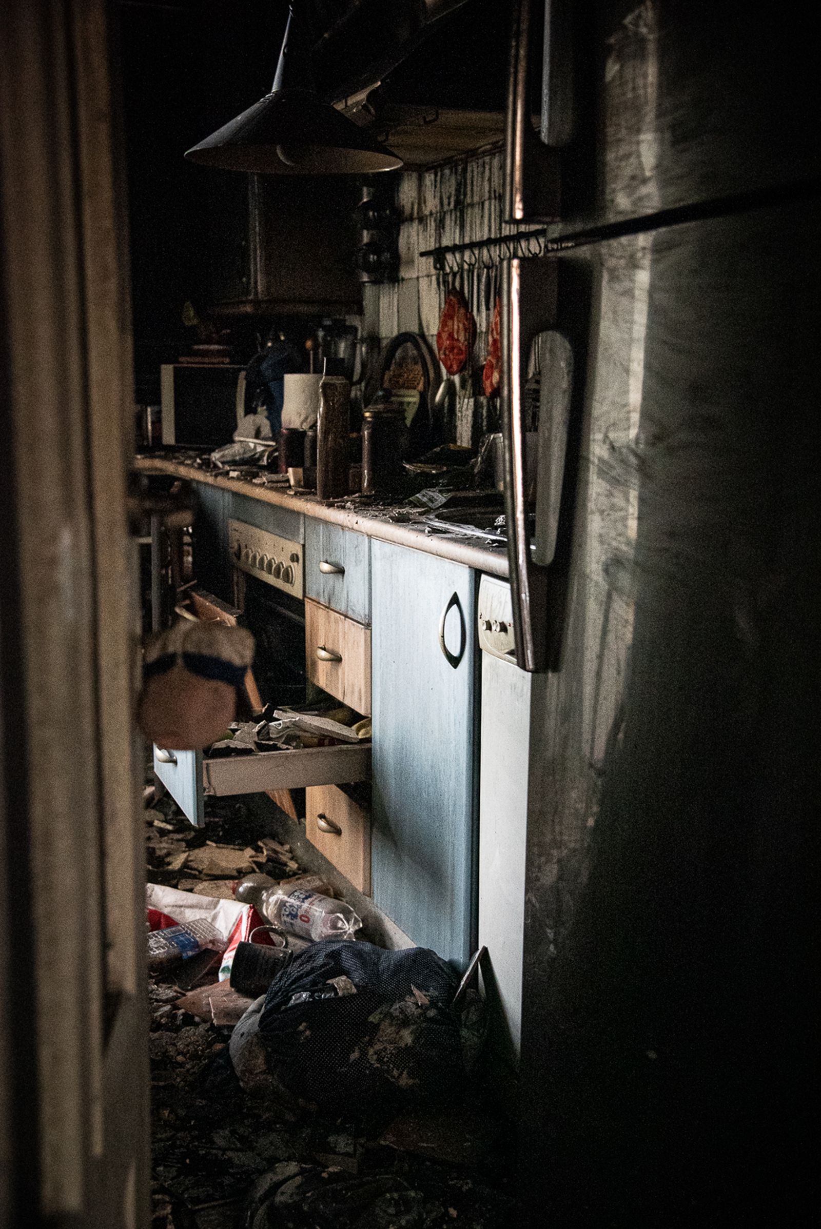 Imágenes del incendio en la plaza Corteconcepción de Huelva