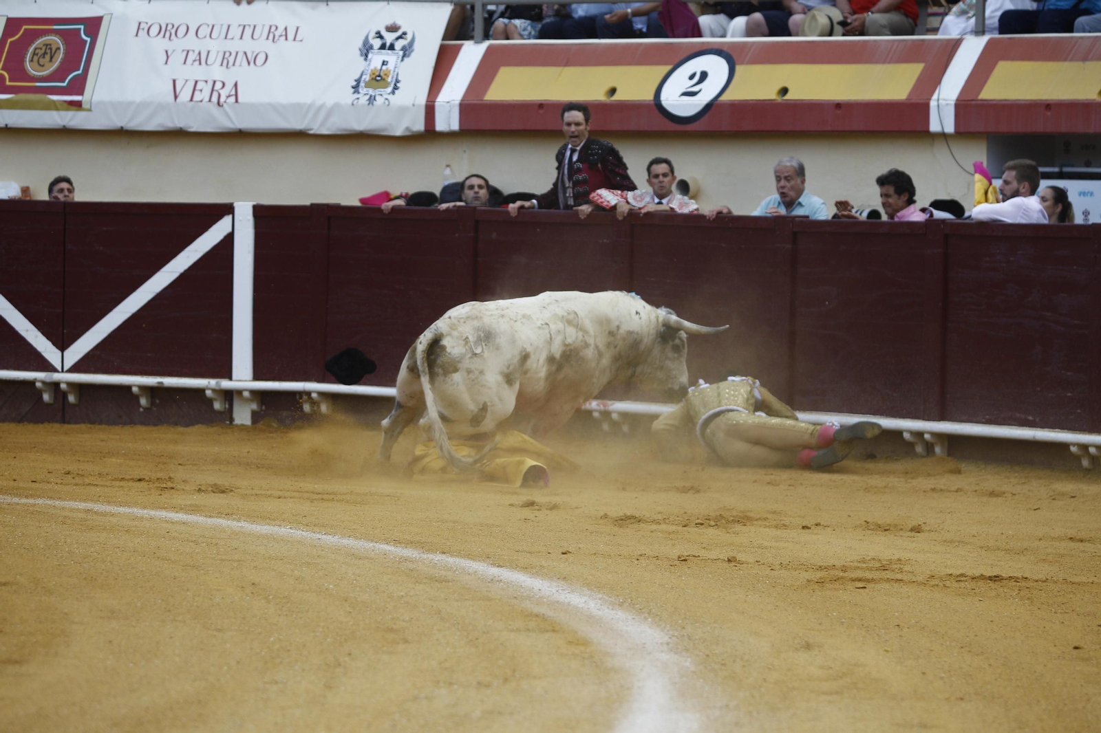 Corrida de toros en Vera, en imágenes