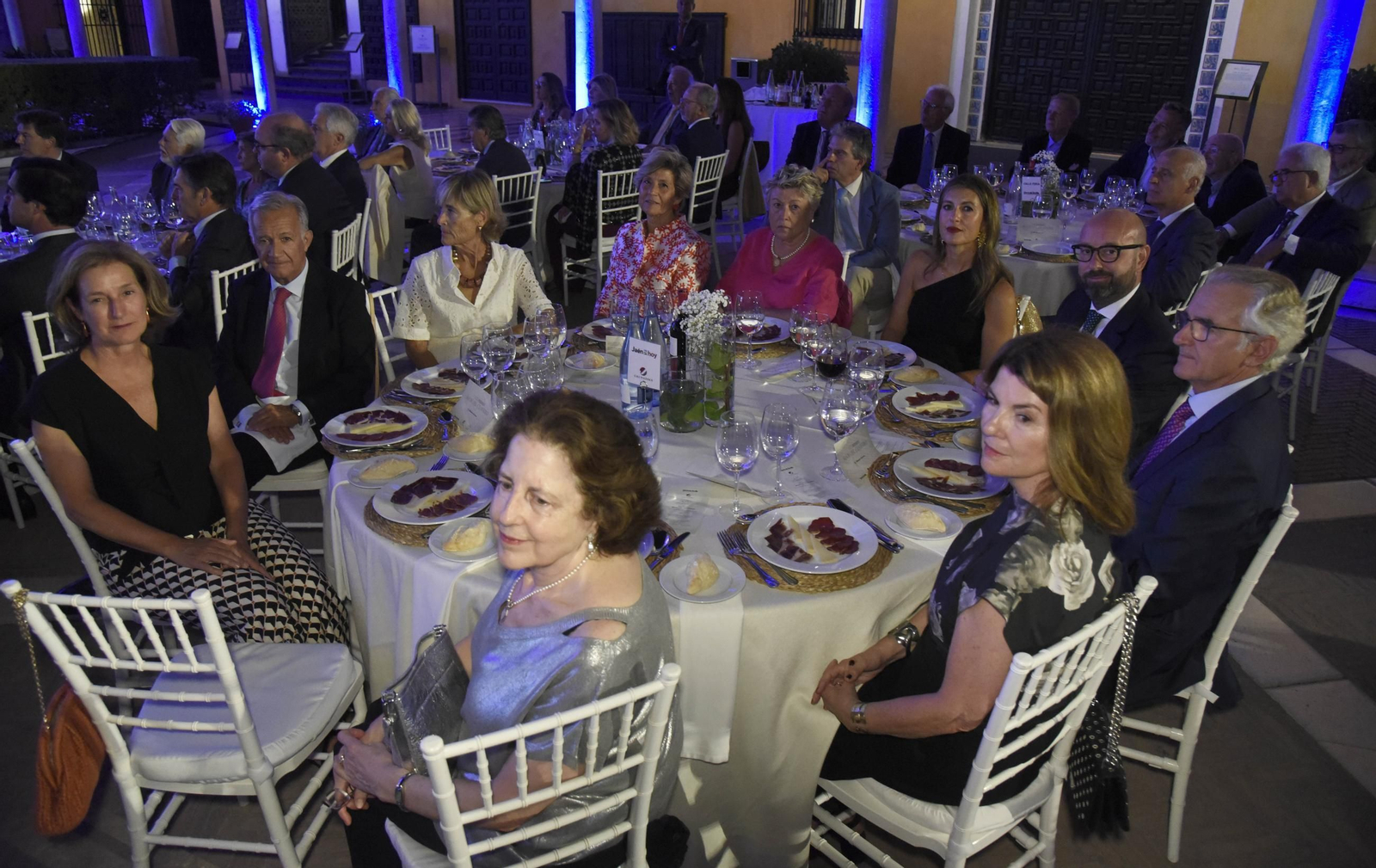 Marta Ibarra, Isabel Monte, Anabel Morillo, Ral Jara, Jess Vera, Sara Muoz, Esther Monte, Covadonga Monte, Pilar Hernanz y Jorge Segura.jpg