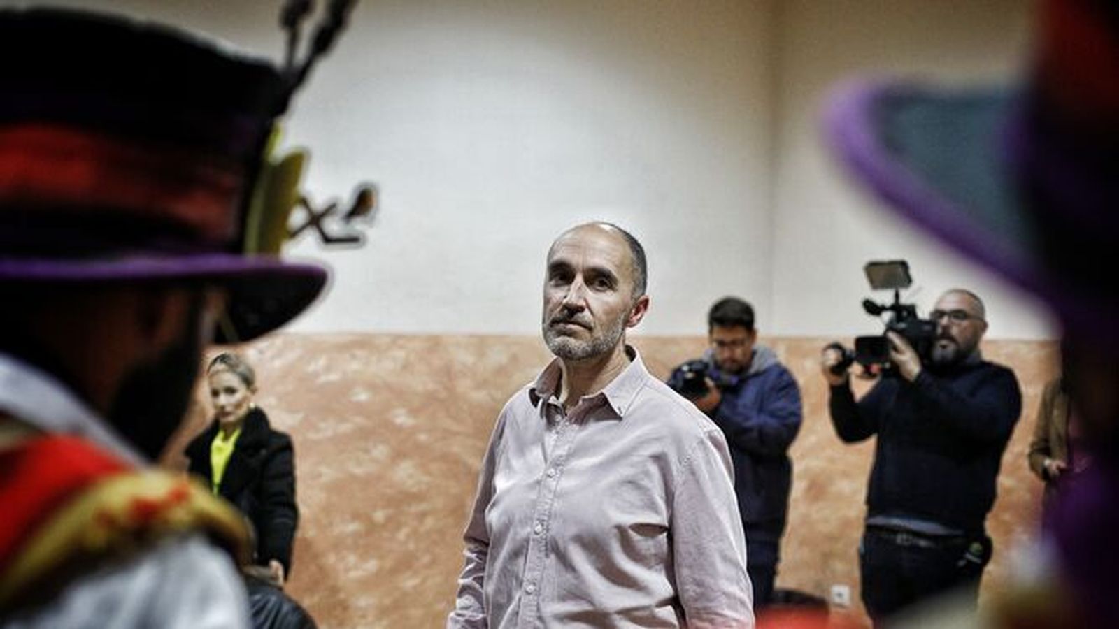 Fran Quintana en camerinos con su comparsa 'El paseíto'