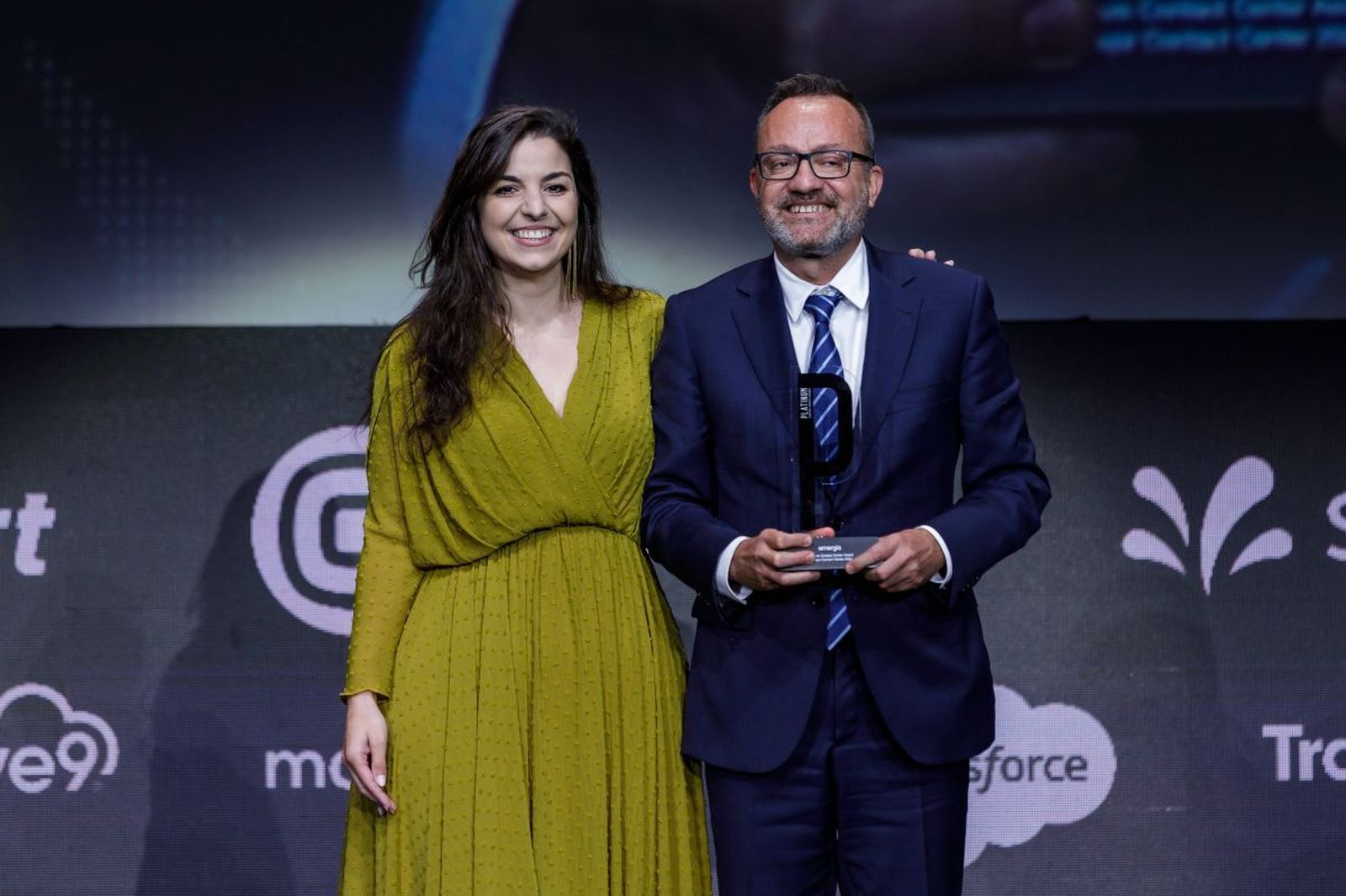 Emergia gana el premio al Mejor Contact Center 2023