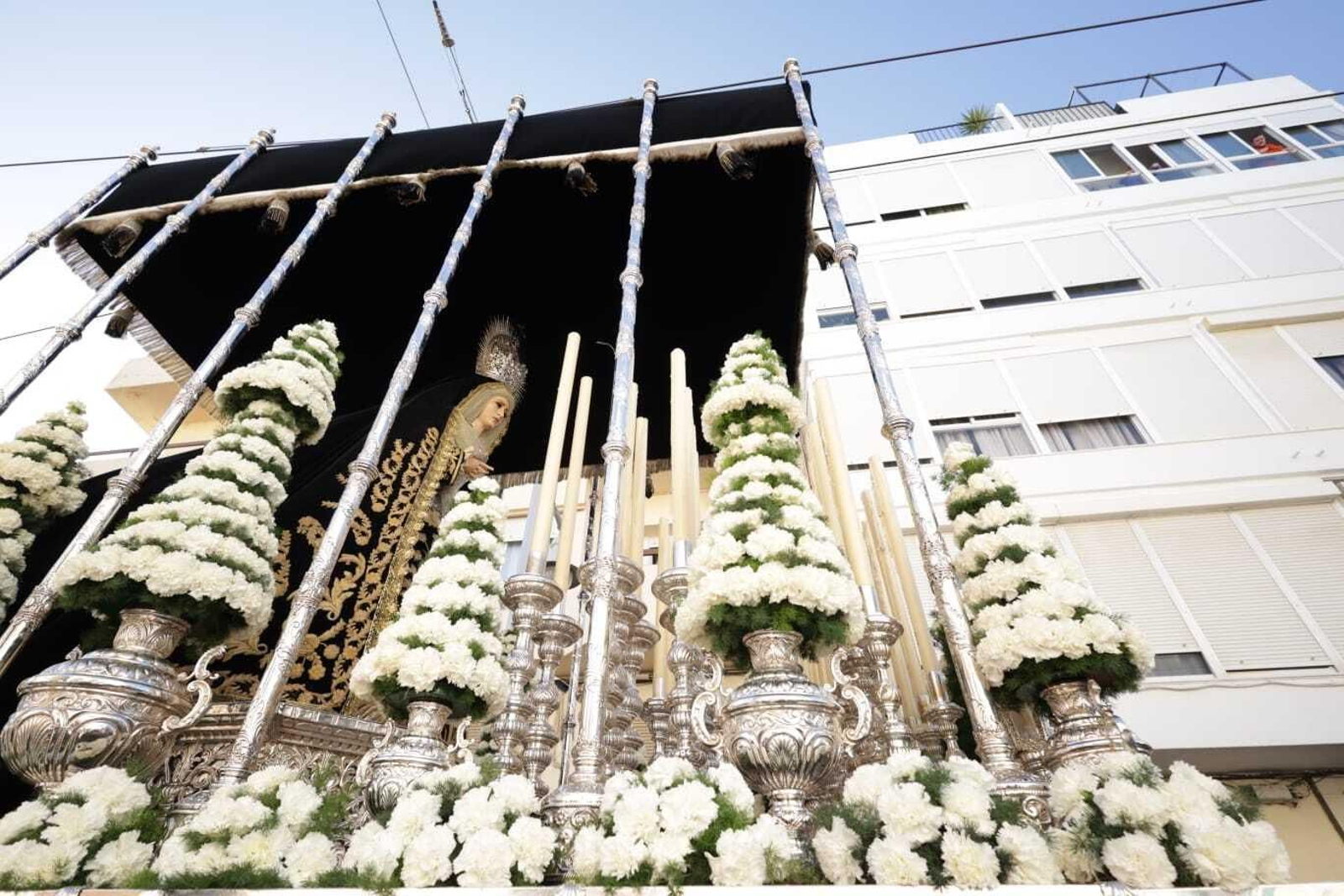 Las imágenes de la procesión del Santo Entierro de la Semana Santa de San Fernando 2023