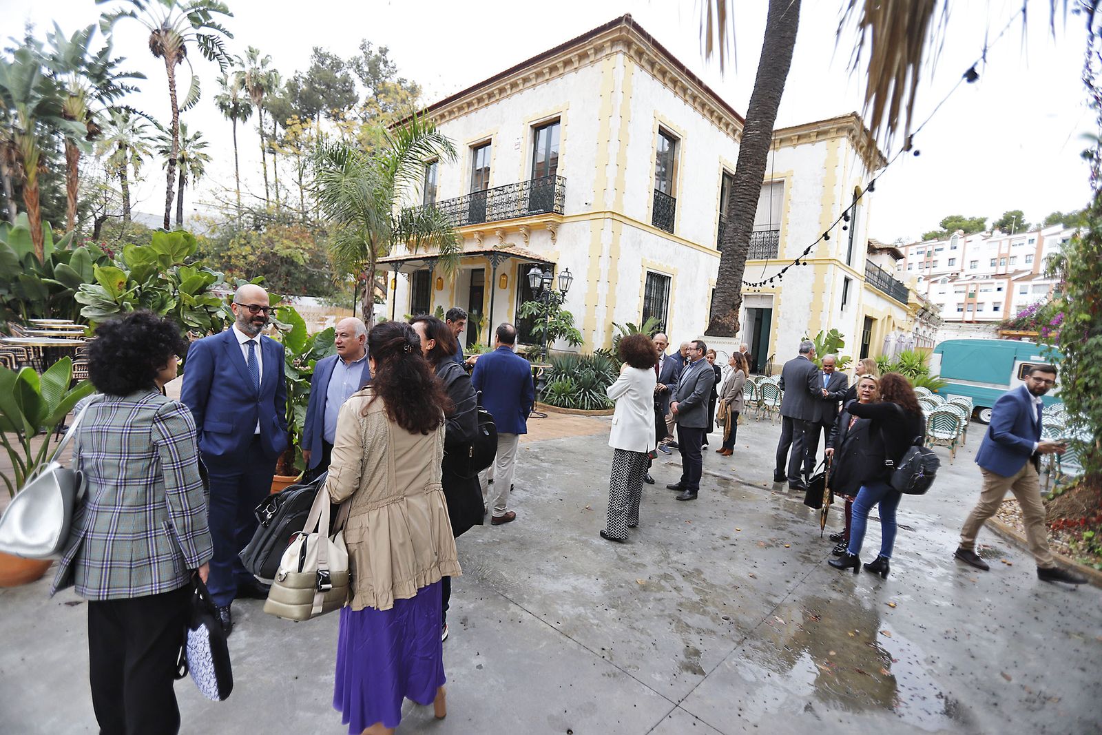 Imágenes de la recepción del Foro Gerardo Rojas de Huelva Información