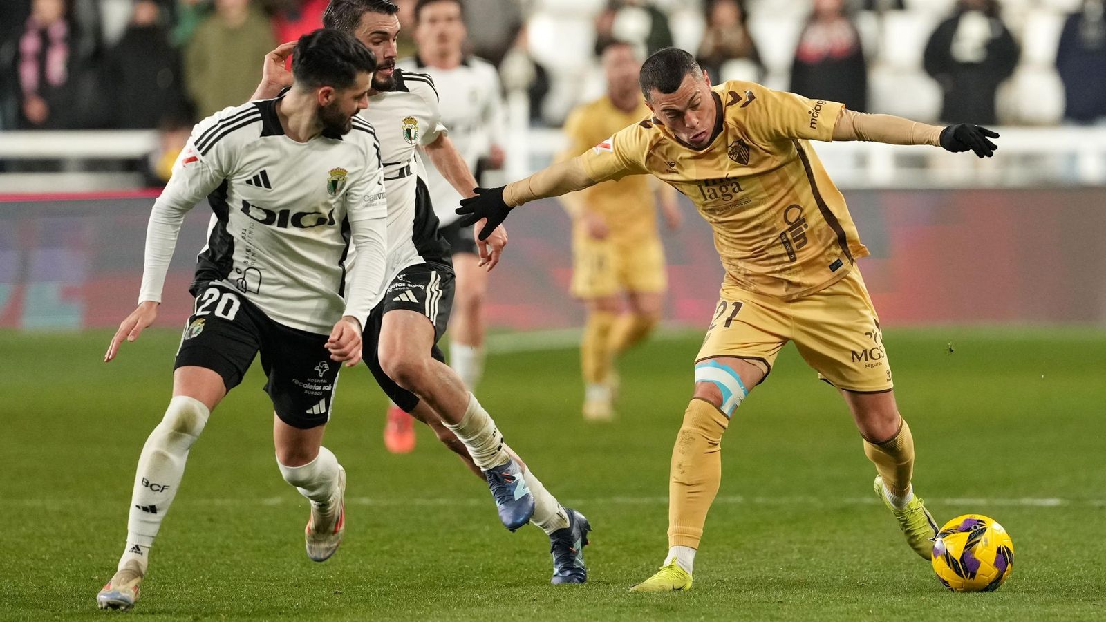 El Burgos-Málaga CF, en fotos