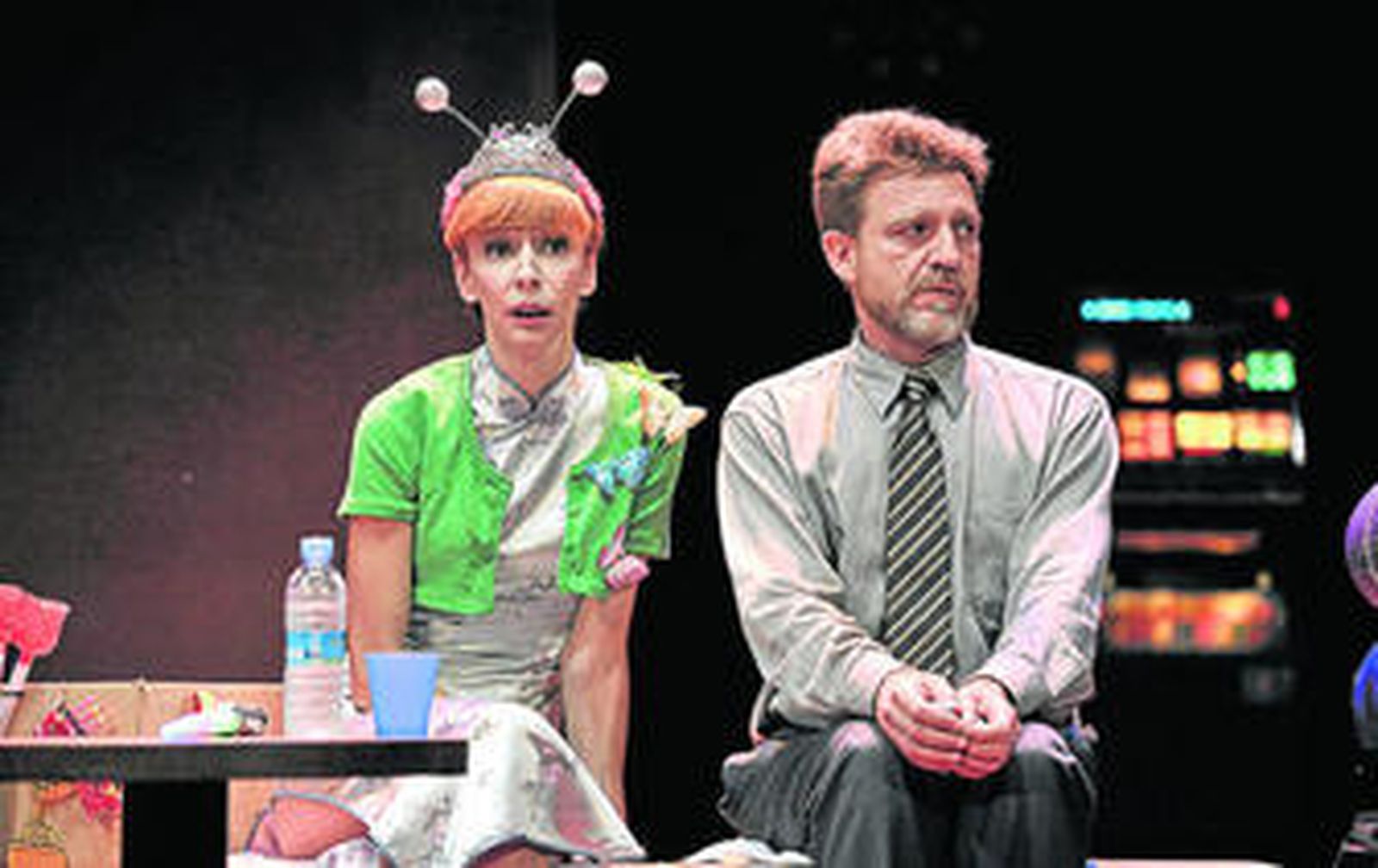 Elisa Matilla y Juanjo Artero, protagonistas de 'Historias de un Karaoke'.