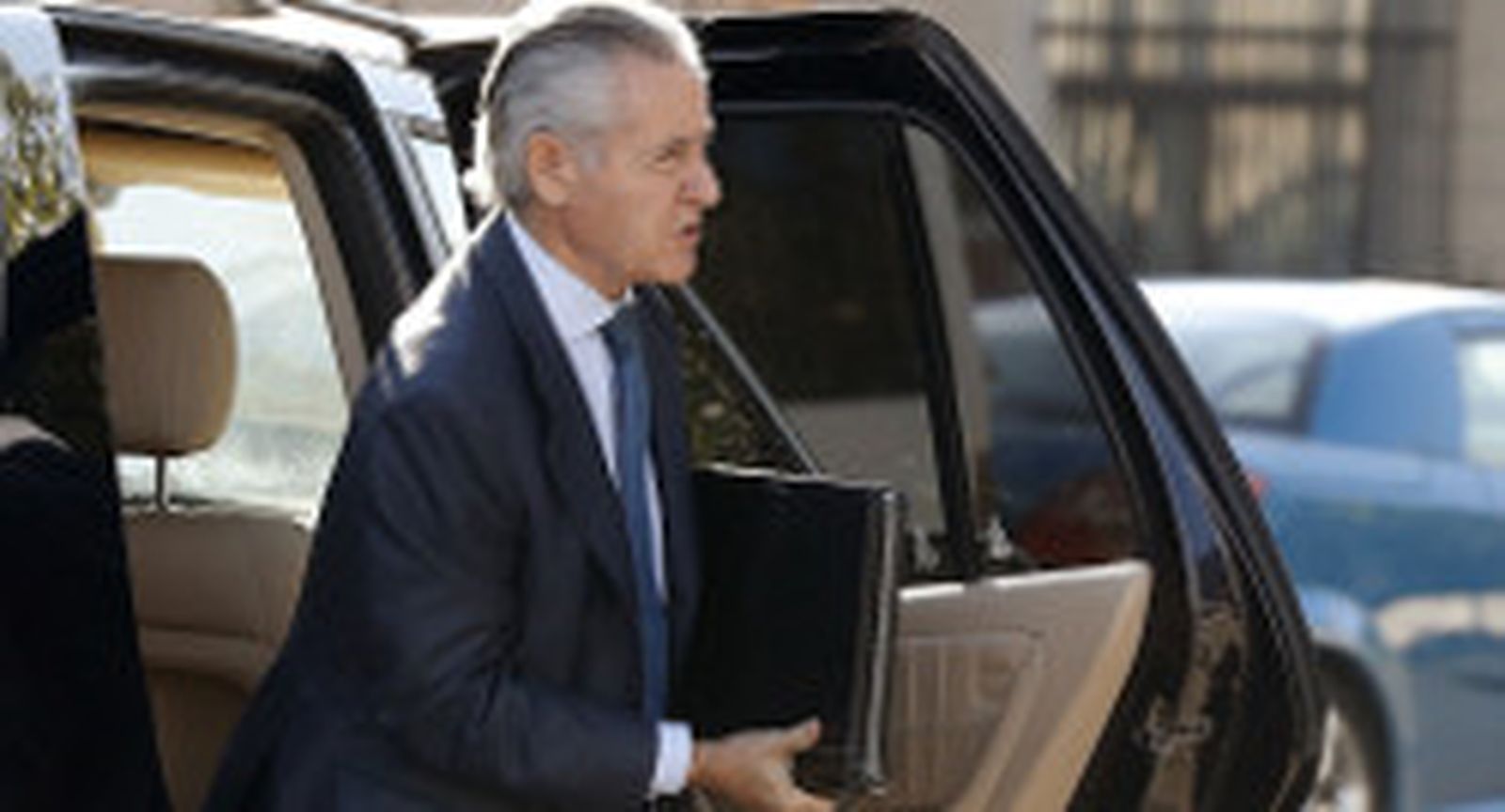 Blesa asegura que ni el Banco de España ni Hacienda objetaron a las tarjetas 'black'