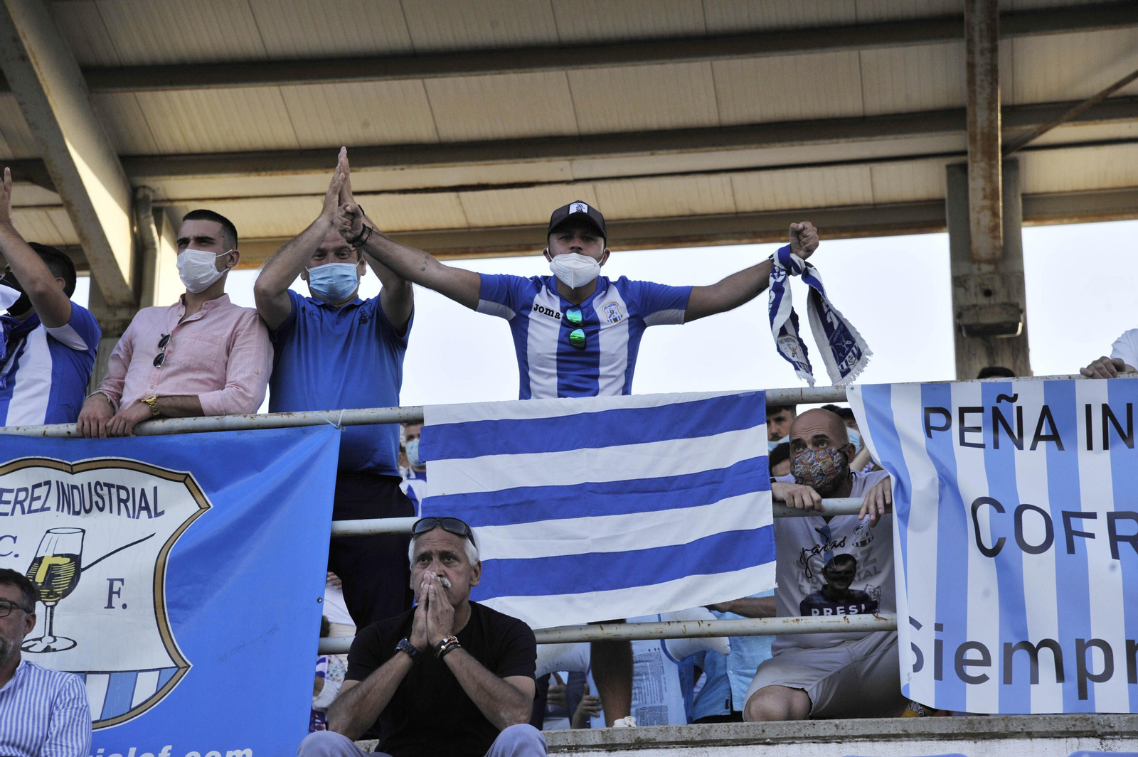 Imágenes del ascenso del Jerez Industrial a División de Honor en Arcos