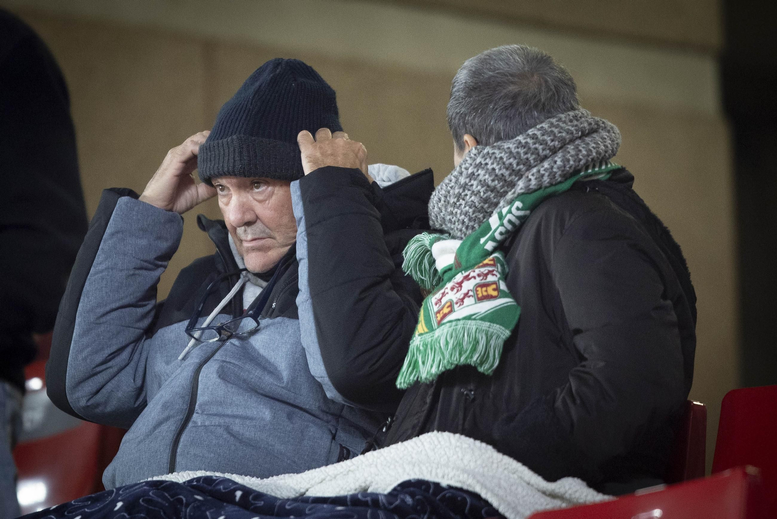Las mejores fotos del ambiente en Los Cármenes para el derbi andaluz entre Granada CF y Córdoba CF