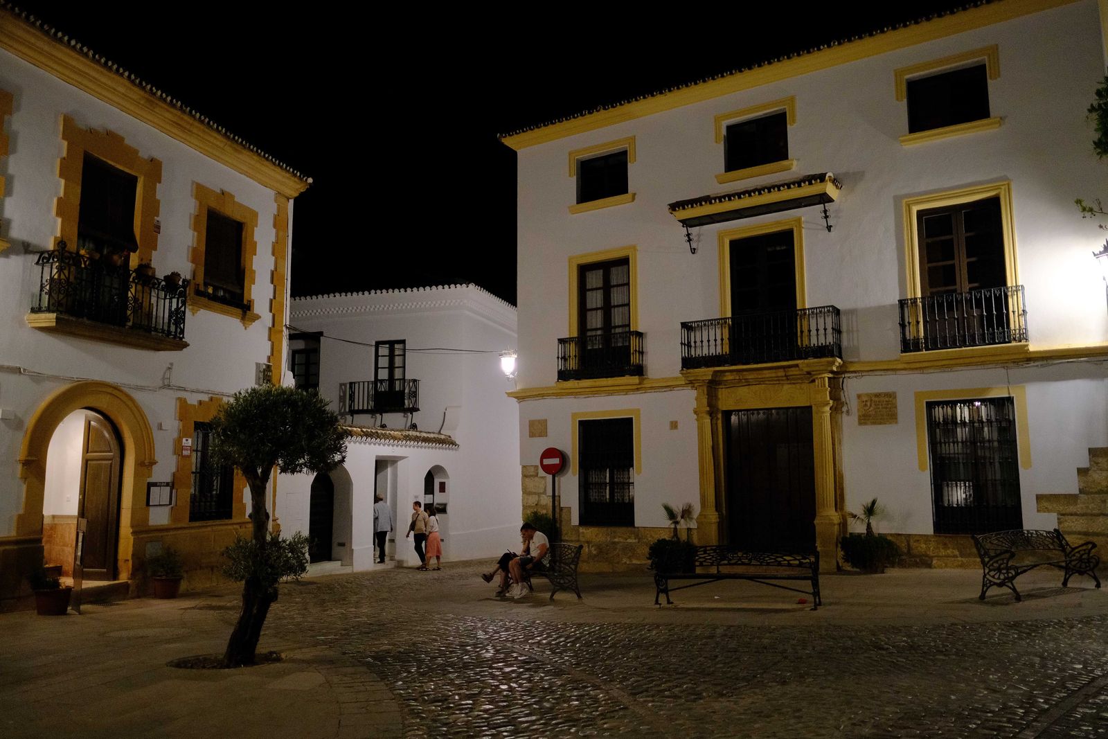 Ronda nocturna, en imágenes