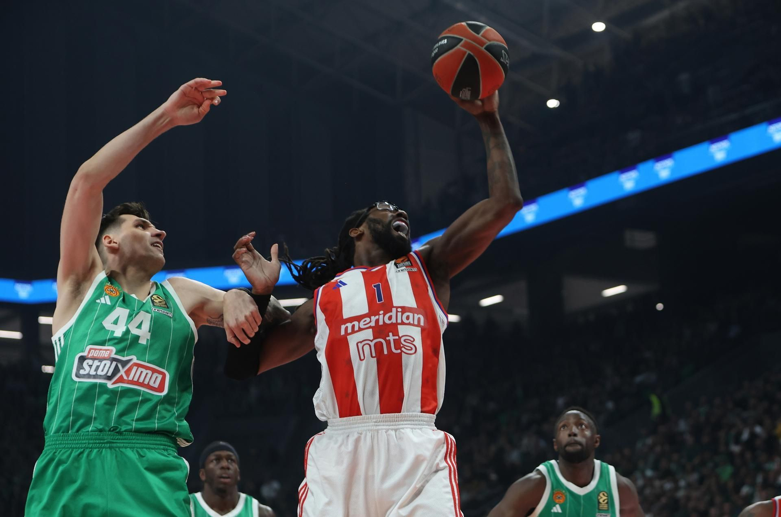 El recital de Nemanja Nedovic ante Panathinaikos en el OAKA