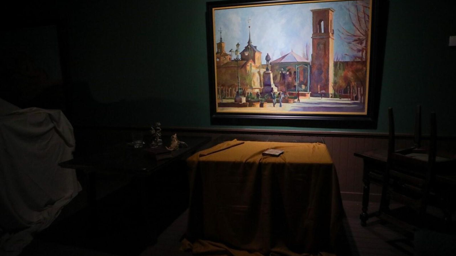 Óleo e instalación del matrimonio ucraniano Ilya y Emilia Kabakov.