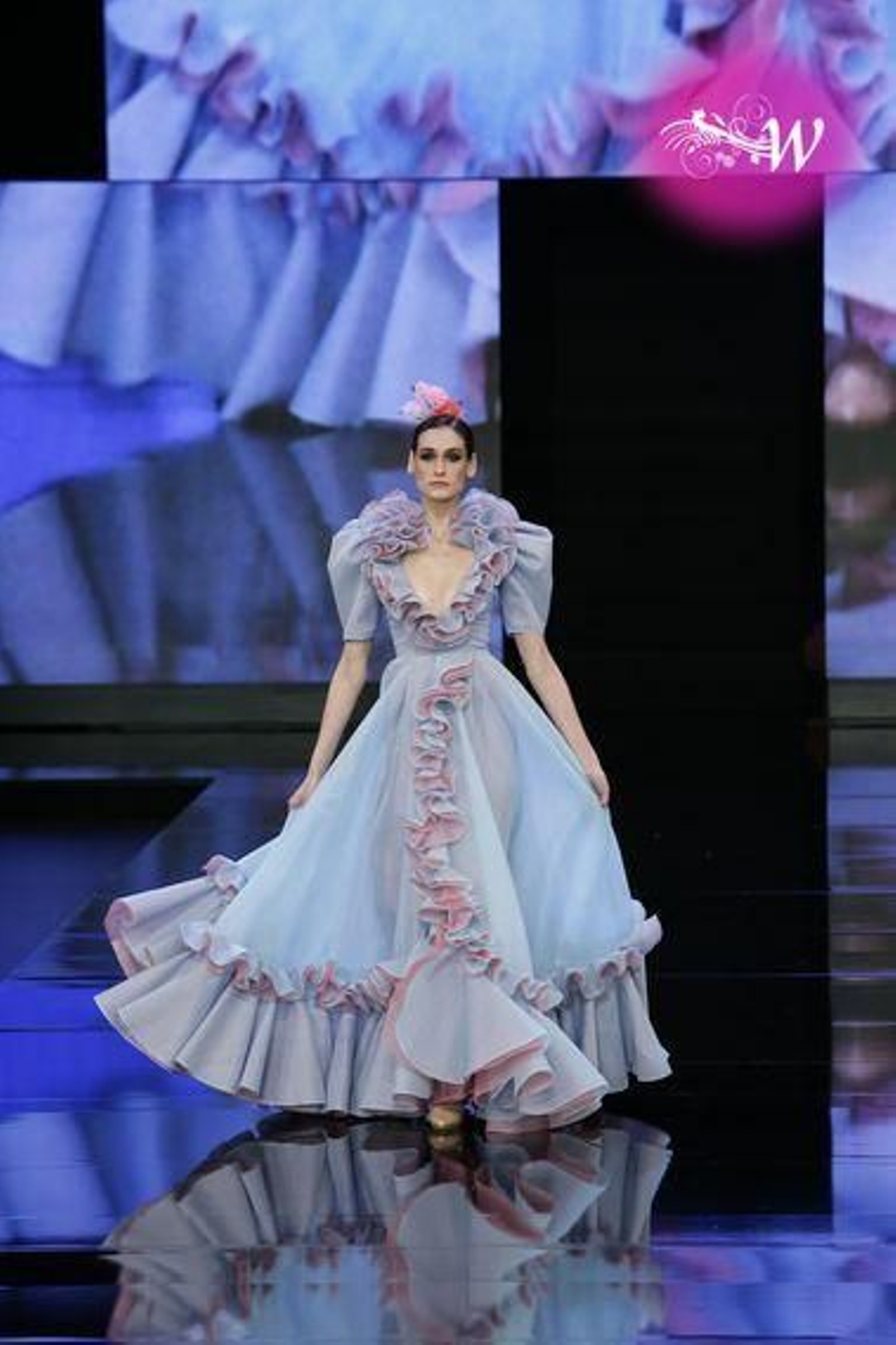 Cristo Báñez vuelve a SIMOF para presentar su colección de flamenca 2020, todas las fotos