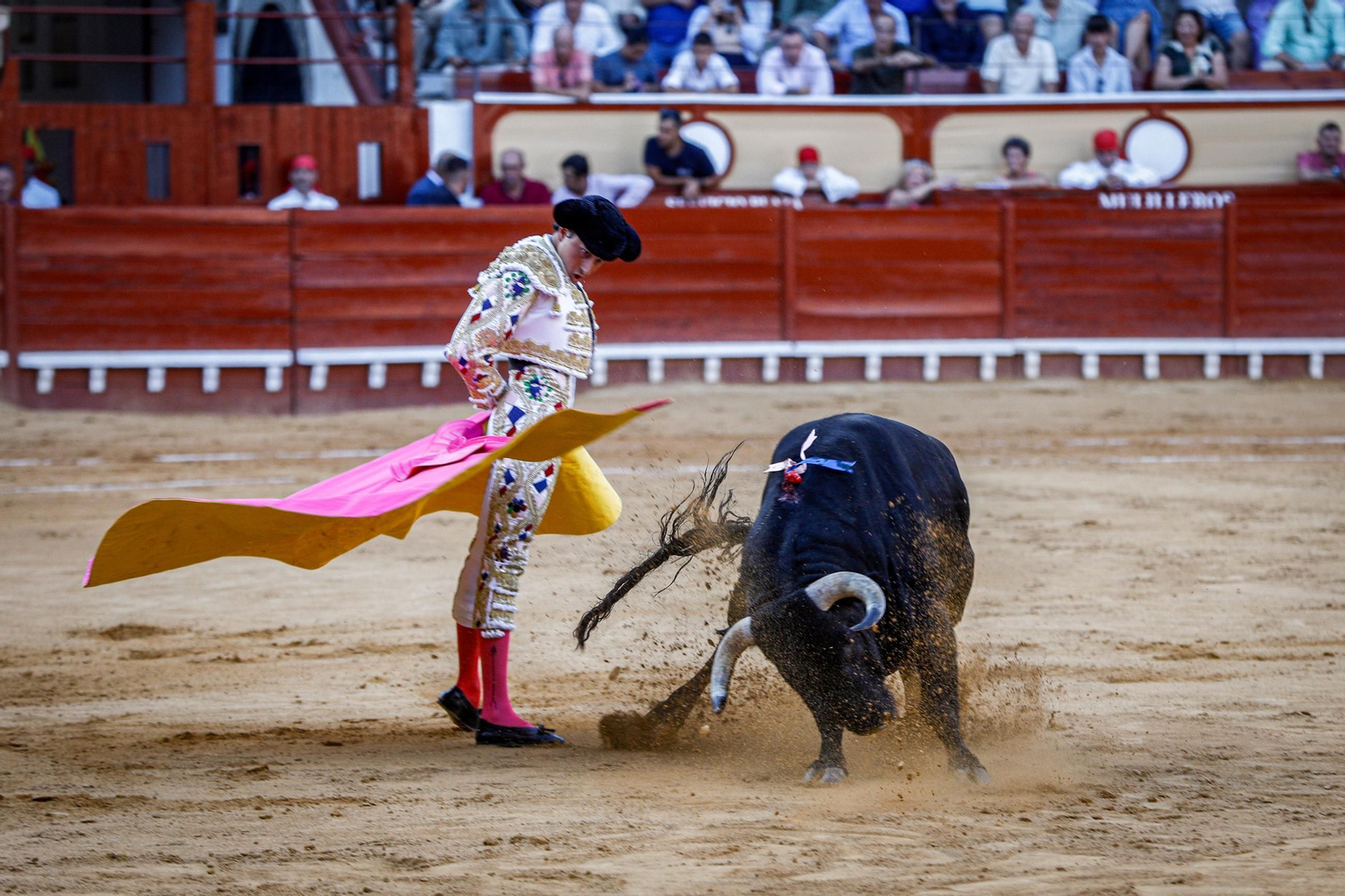Imágenes de la corrida de toros en El Puerto: Manzanares, Roca Rey y Pablo Aguado