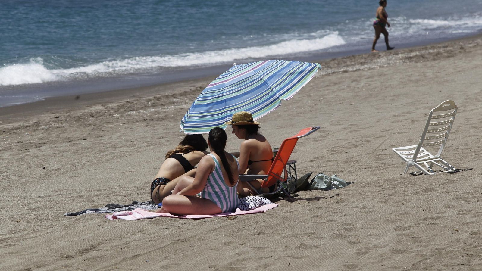 Playa de El Zapillo en la capital