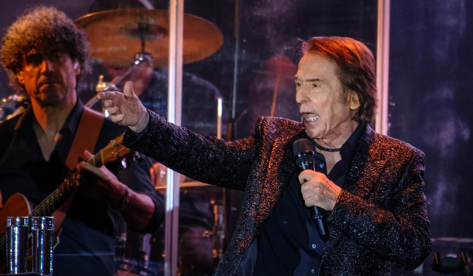 Imágenes del concierto de Raphael en el Tío Pepe Festival