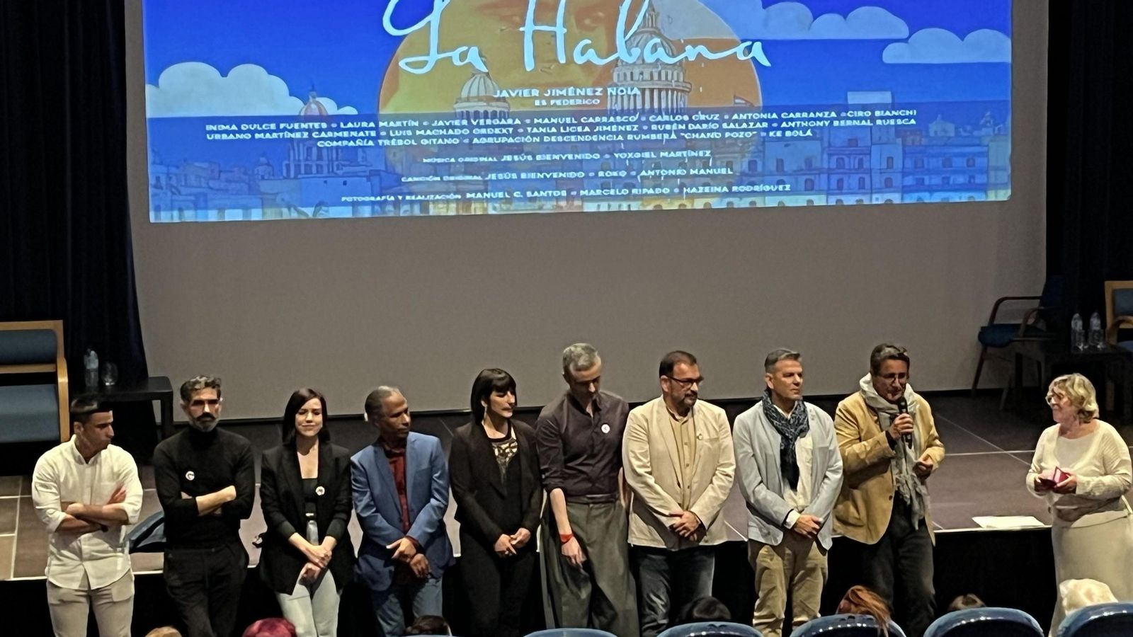 Jose Antonio Torres presentando 'Lorca en La Habana', junto al resto del equipo, en la Fundación Tres Culturas. Jose Antonio Torres presentando 'Lorca en La Habana', junto al resto del equipo, en la Fundación Tres Culturas.