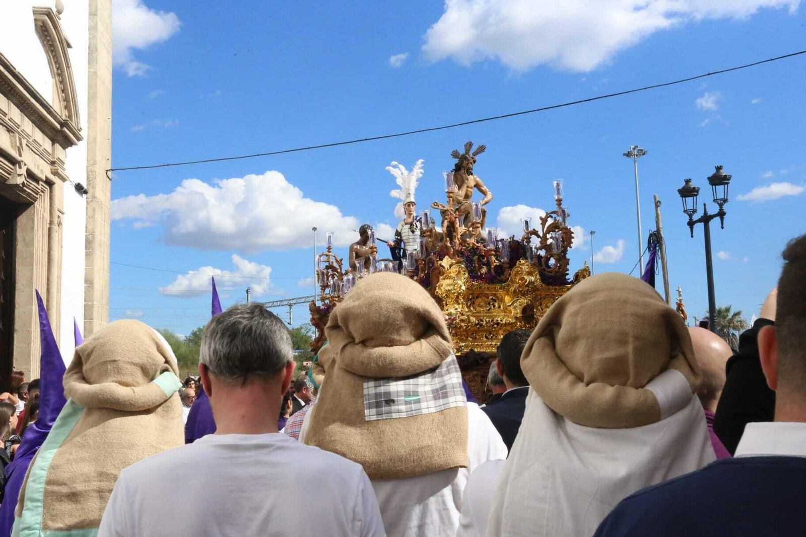Jueves Santo en El Puerto: Las imágenes de la Humildad y Paciencia